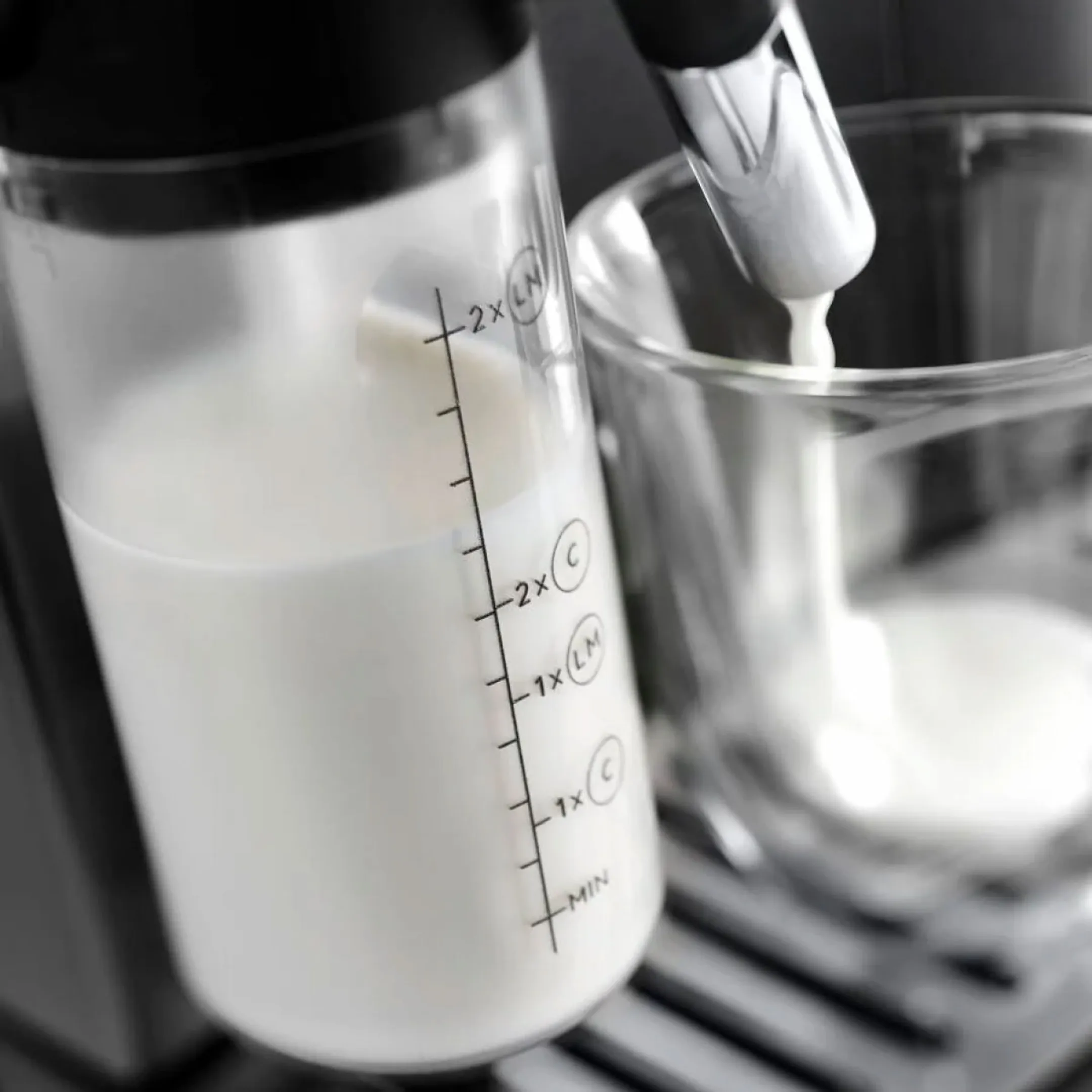 De'Longhi Volautomatische Espressomachine Magnifica Evo ECAM290.61.B