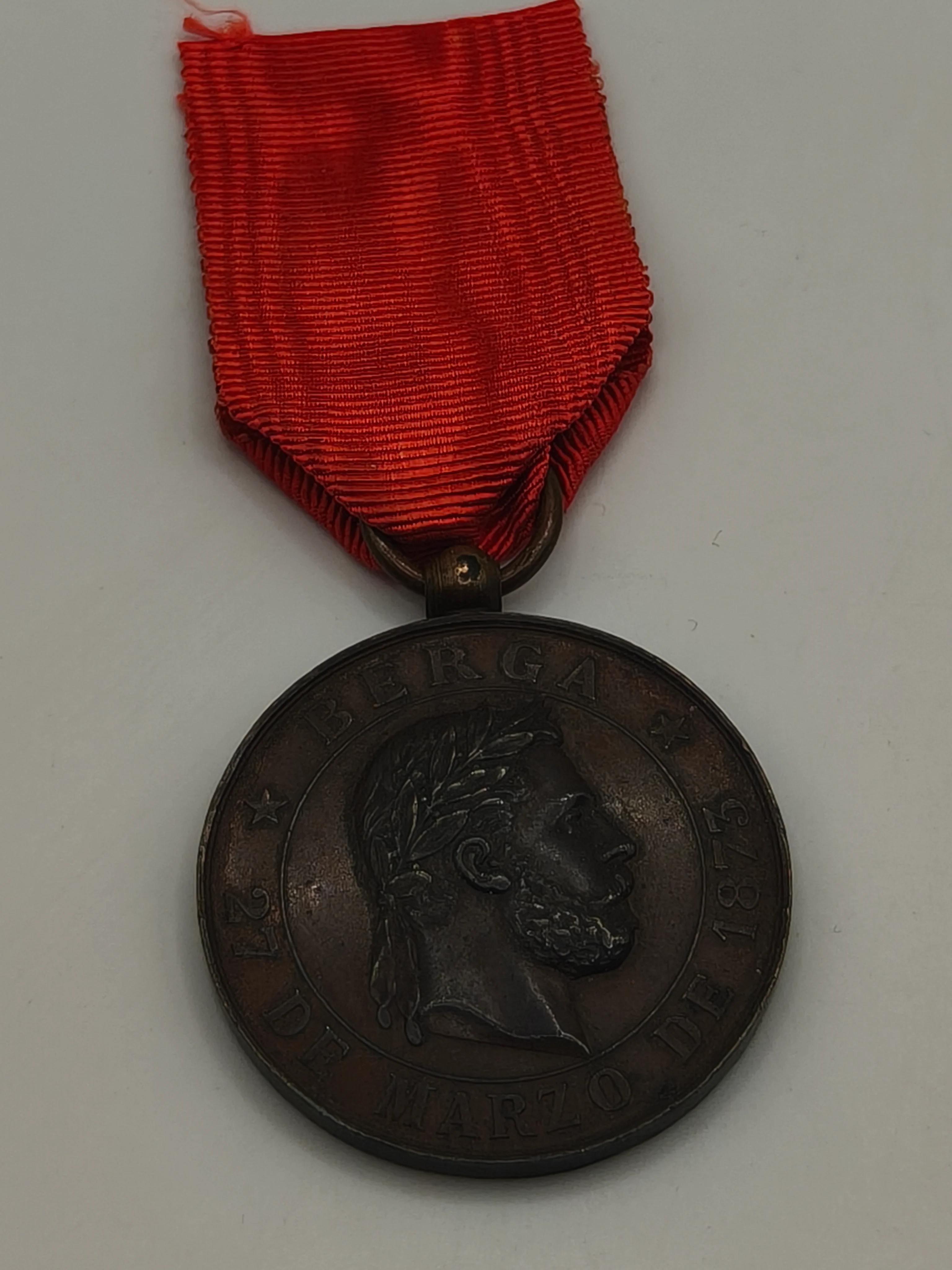 Medalla batalla de Berga Carlista . Carlos VII