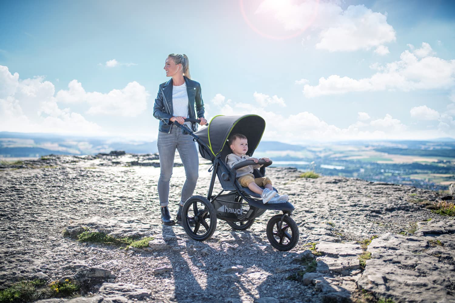 hauck Runner robuster Dreirad Buggy Kinderwagen mit XL Luftreifen in Schwarz und Gelb für Kinder