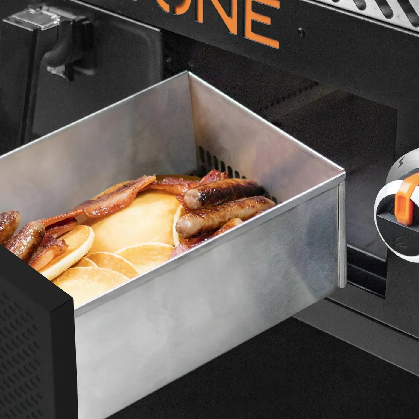 ??Clearance Sale?? Blackstone 2-burner griddle (71 cm) with electric air fryer and extractor hood