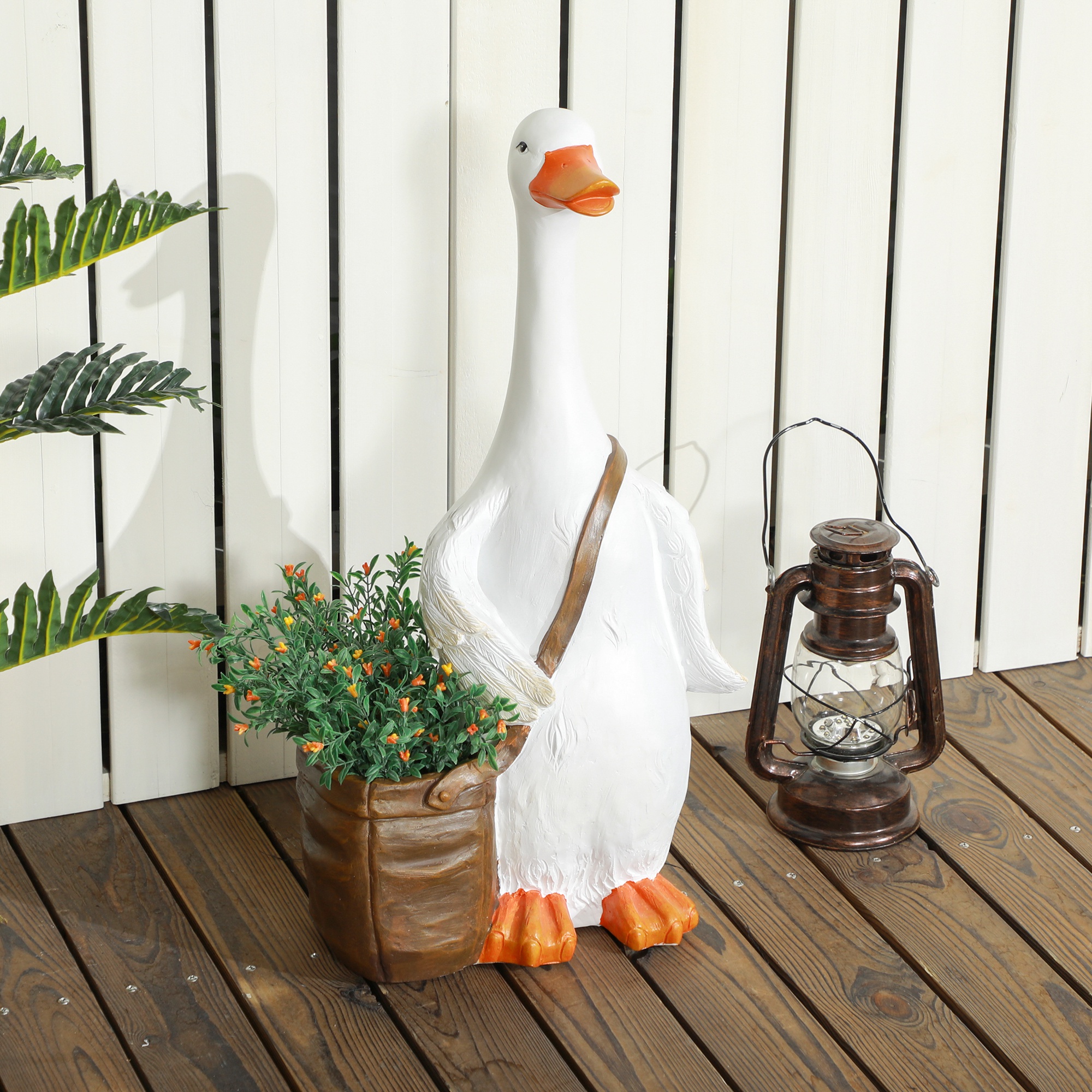 Outsunny Blumentopf, Schwan mit Umhängetasche, wetterfest, 32 x 18 x 60 cm, Weiß, Braun
