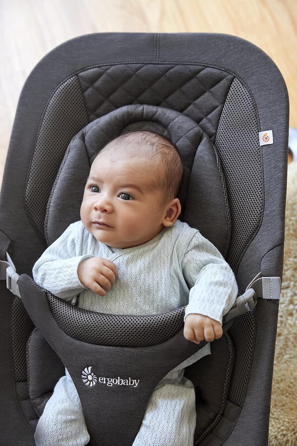 Ergobaby 3-in-1 Evolve Bouncer, Ergonomische wipstoel voor baby's vanaf de geboorte tot peuters, Babyschommel met zitverkleiner voor pasgeborenen (2,5 kg - 13,2 kg), Cream