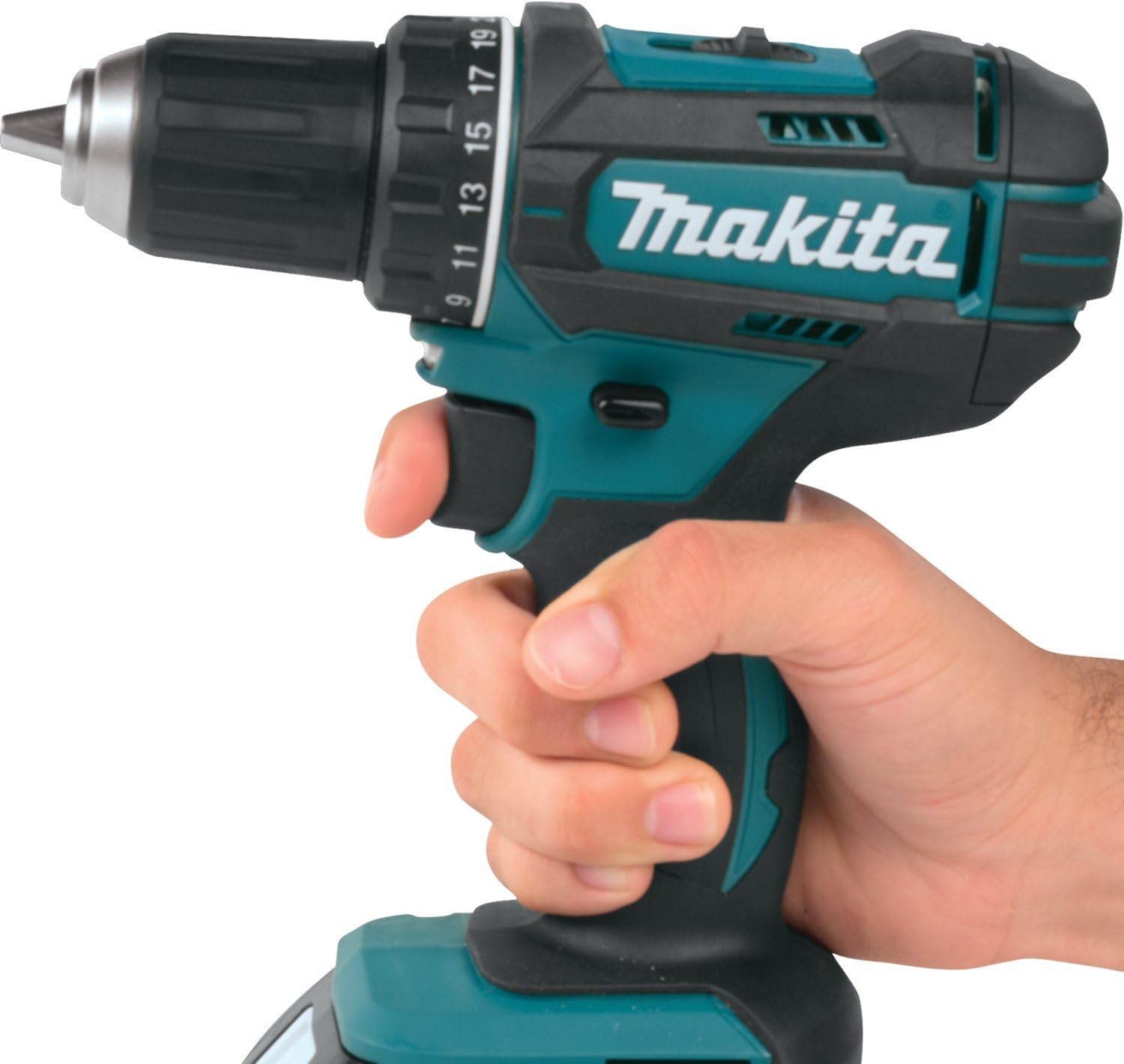 Makita DDF482RFJ Akku-Bohrschrauber 18V / 3,0 Ah, 2 Akkus + Ladegerät im MAKPAC