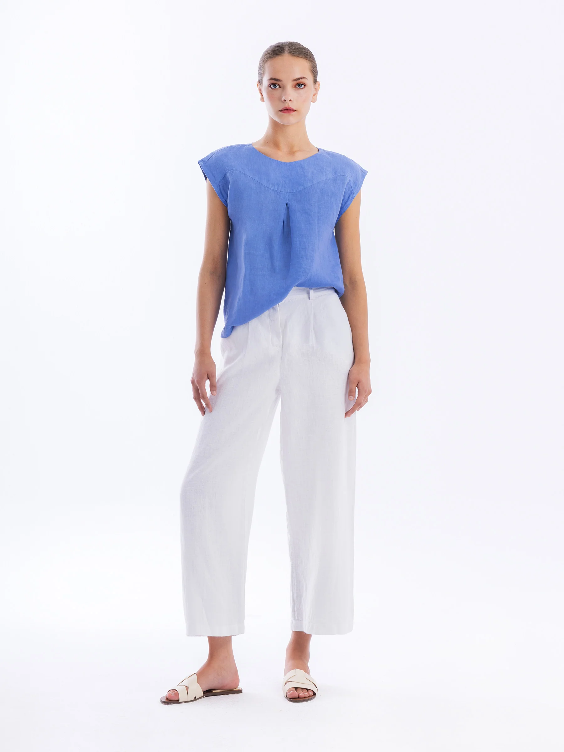 Pleated Linen Trousers �� Haris Cotton
