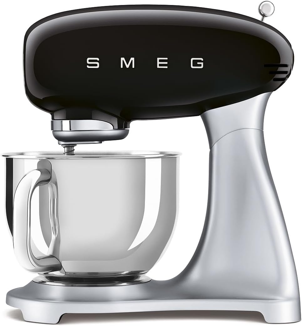 Smeg, SMF02PKEU Küchenmaschine, 10 Geschwindigkeitsstufen, Planetenrührwerk, Sicherheitsabschaltung, 2 Rührbesen, Kugelgriff aus Edelstahl, 800 W, Rose