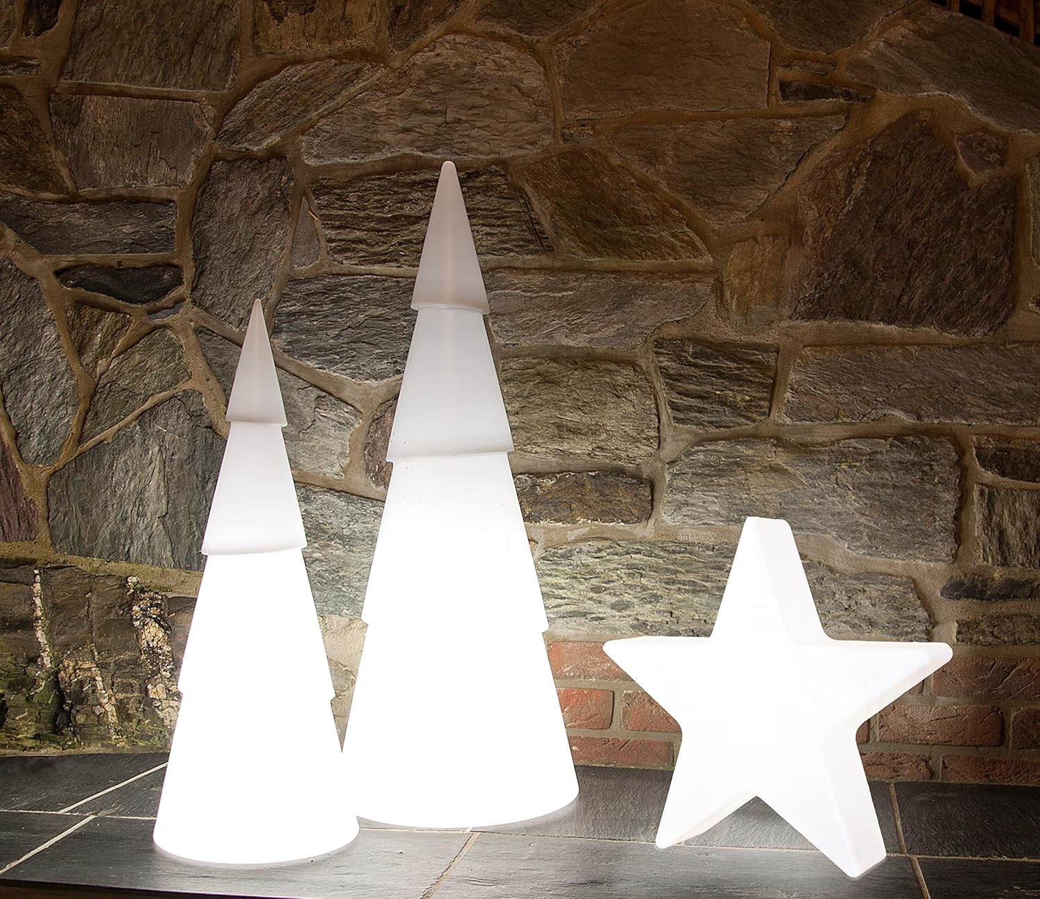 8 seasons design Shining Tree 3D LED Weihnachtsbaum rund (100 cm, weiß) E27 Fassung inkl. Leuchtmittel warmweiß, großer beleuchteter Tannenbaum, Weihnachtsdeko XXL, Winterdeko, für außen + innen