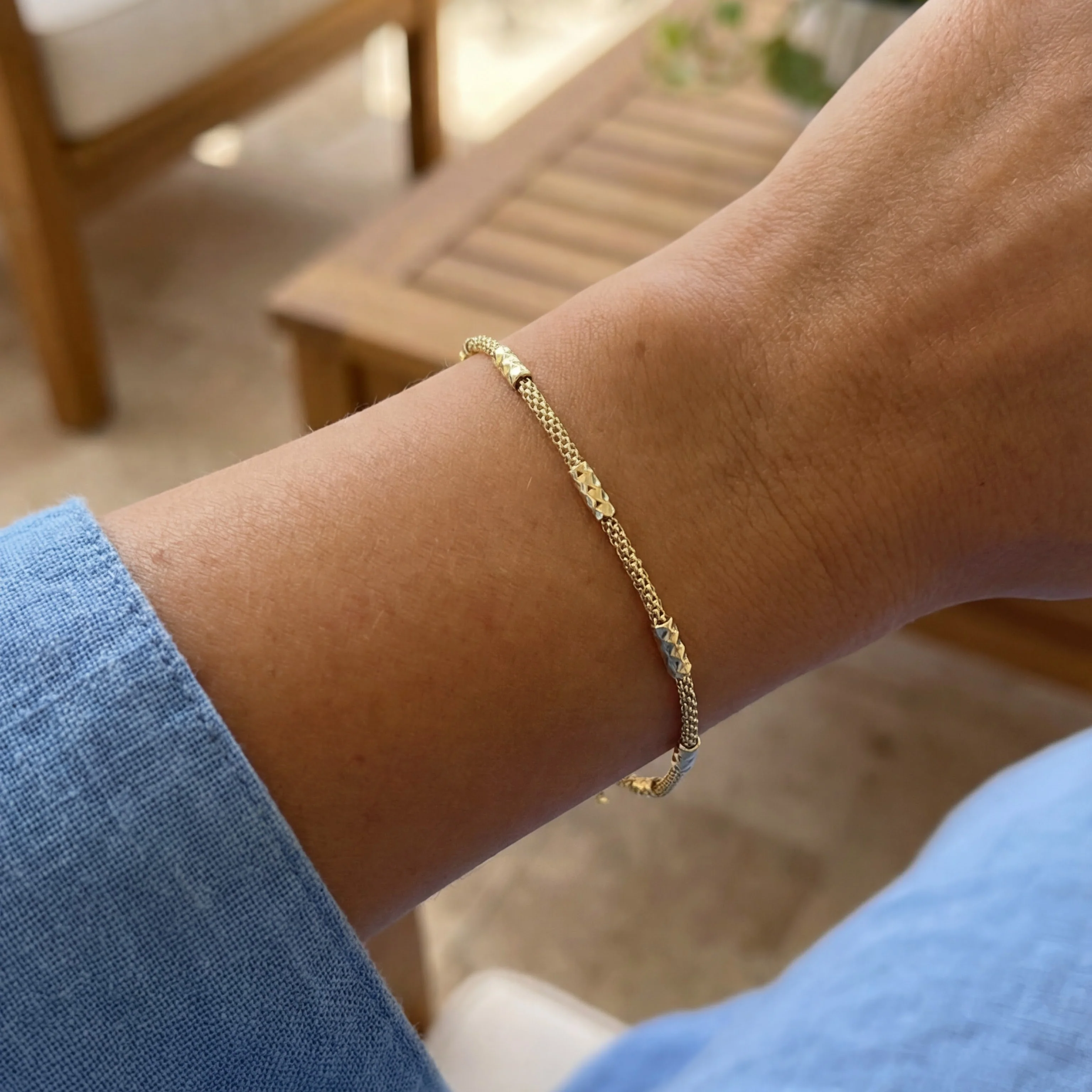 18ct Gold Plated Sterling Silver Popcorn Bracelet �C Diamond-Cut Detailing (19cm)
