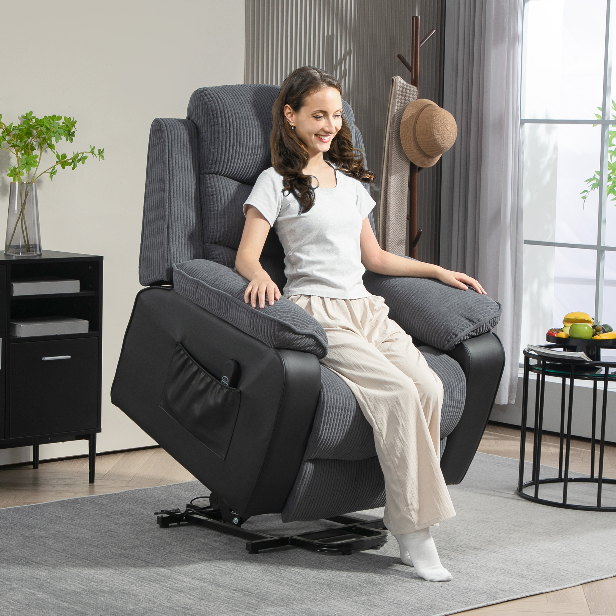 HOMCOM Aufstehsessel mit weichem Cordbezug, Recliner-Sessel mit Fernbedienung und Seitentaschen, Dunkelgrau