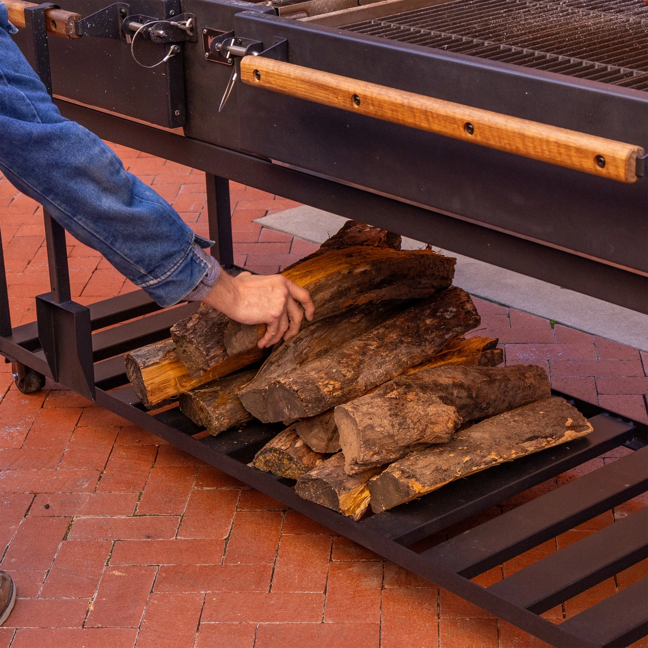 Backyard Discovery Argentine Santa Maria XL Wood Fire & Charcoal Steel Grill, Asado Clamp
