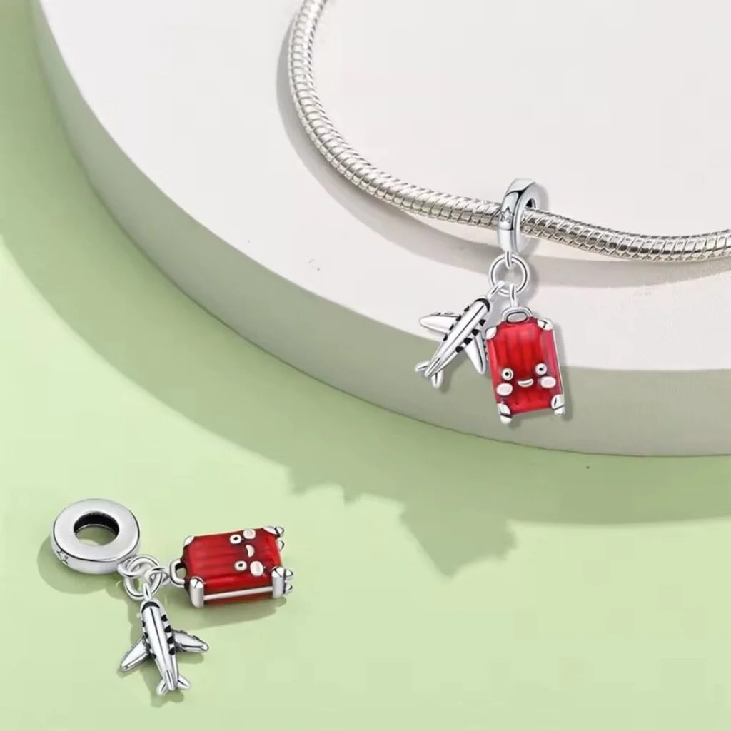 Strieborný Prívesok S925 Cestovanie, Lietadlo, Červený Kufor – Eurocharms