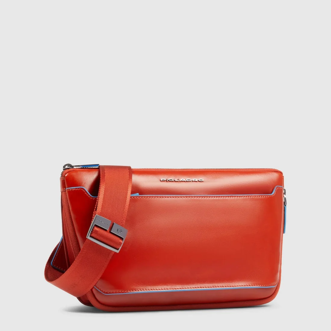 Marsupio Piquadro con attacchi tracolla riposizionabili arancione CA6897B2-CU4