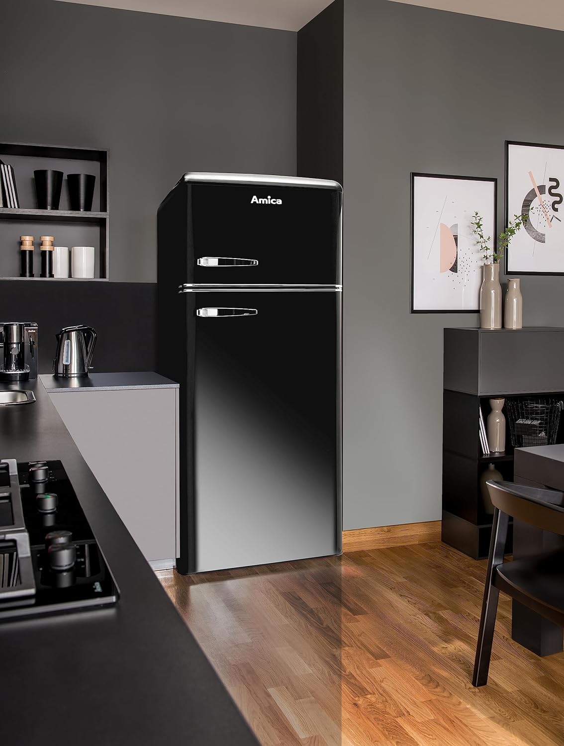 Amica KS 15615 B Retro Kühlschrank mit Gefrierfach / Coffee Cream (Beige) / 88cm (H) x 55cm (B) x 62cm (T) / Retro-Design