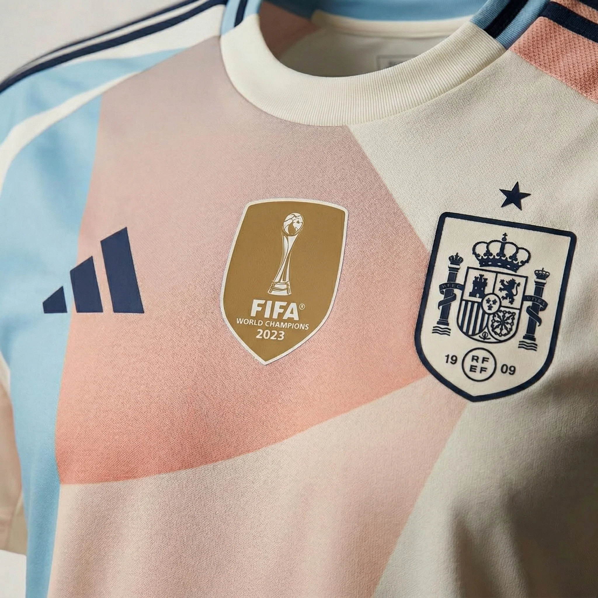 Spain 2025/26 Away Women's Jersey