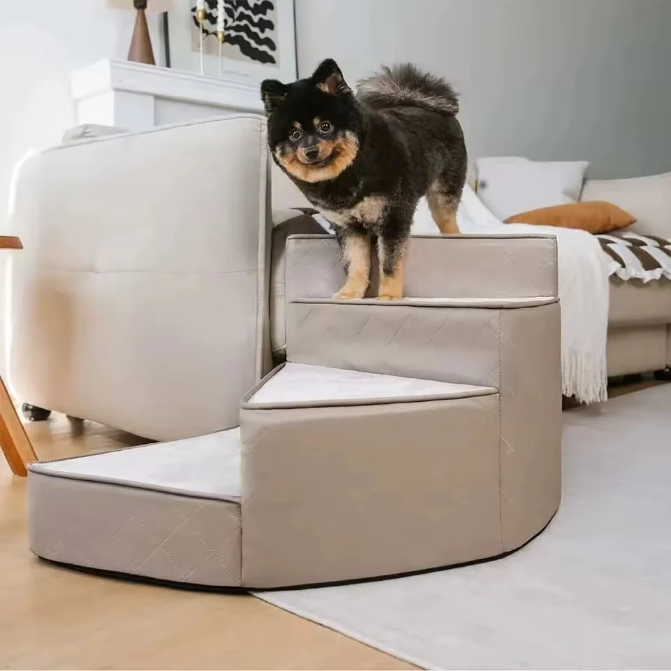 Spiral Dog Stairs �C Water-Repellent Faux Leather & Joint-Friendly Sponge