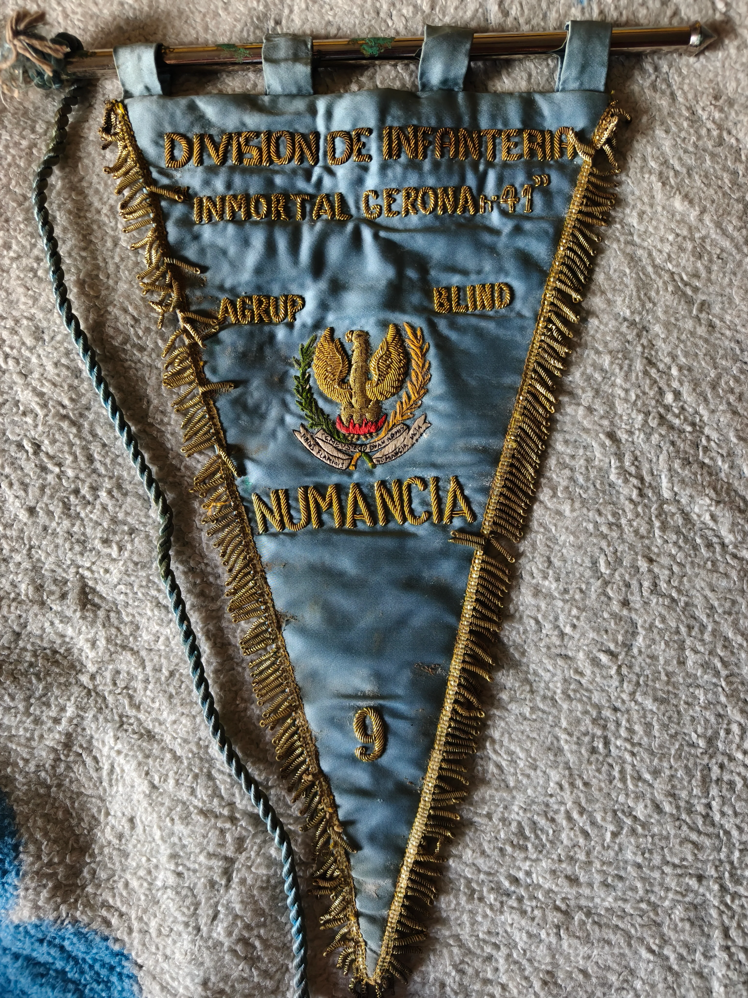 Bander��n Divisi��n Numancia Gerona. ��poca Franco