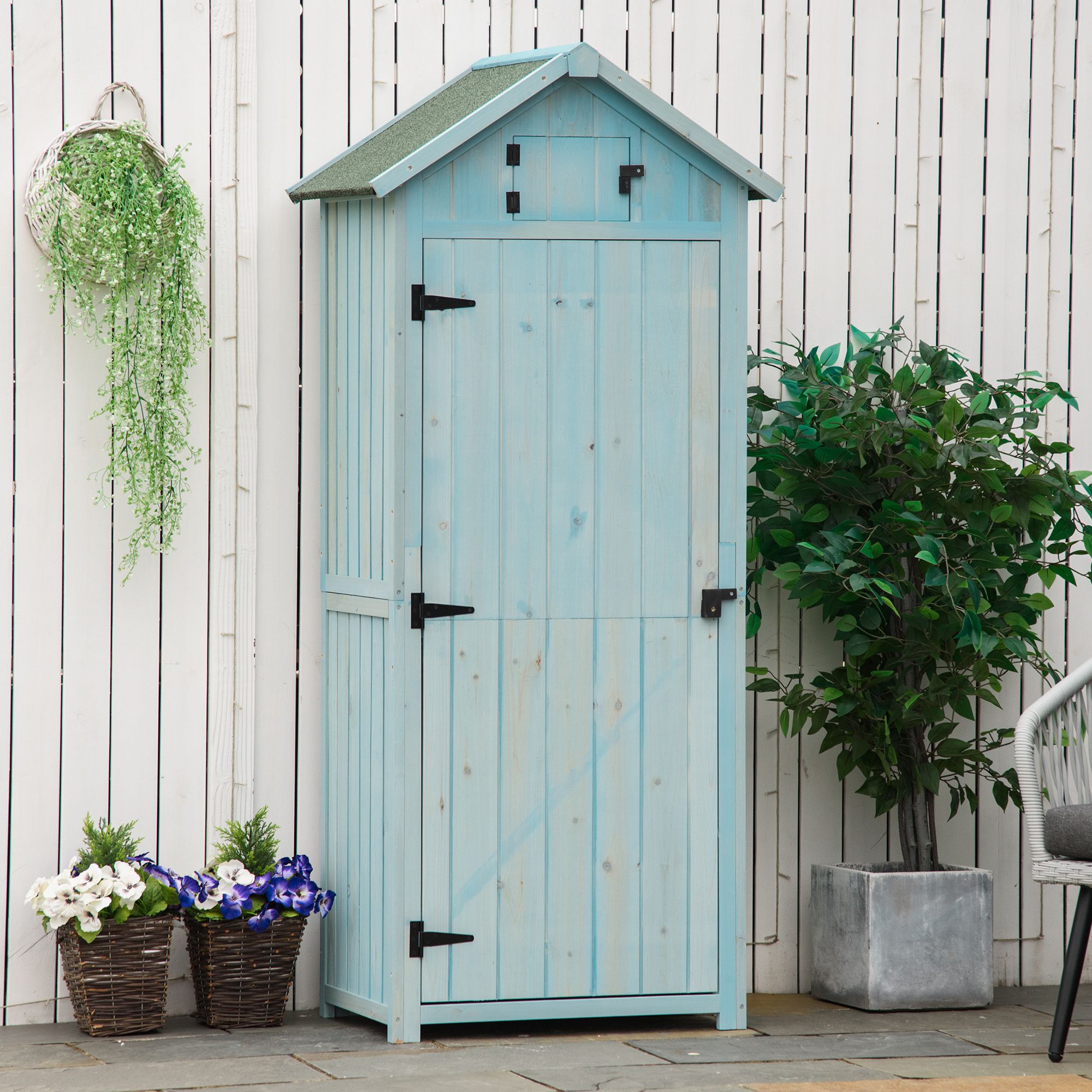 Outsunny Gartenschrank Holz, Geräteschuppen wetterfest 77x54,2x179cm, Gerätehaus mit Tür, Satteldach, Geräteschrank mit Böden, Werkzeugschrank Gartenschuppen für Garten, Terrasse, Hellblau+Grün