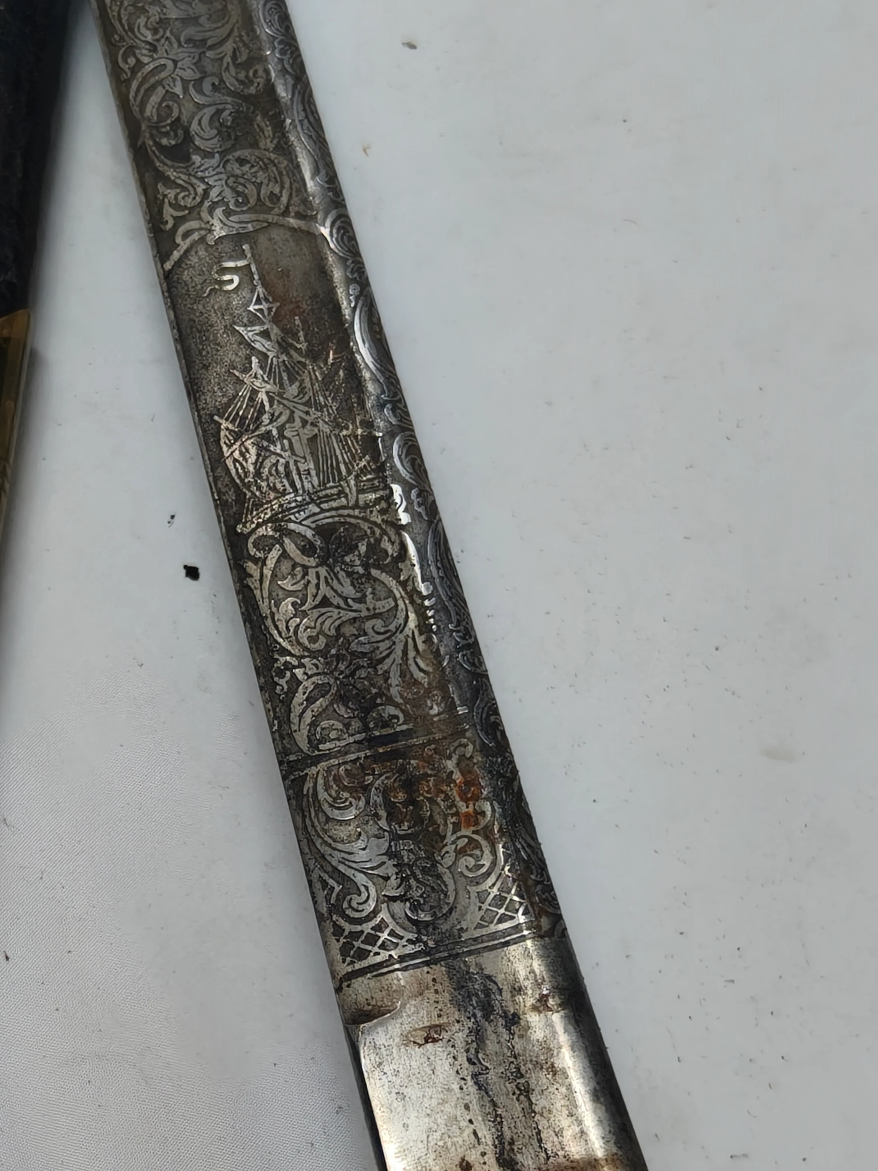 II Rep��blica Marine Official Ceremonial Saber. Spain
