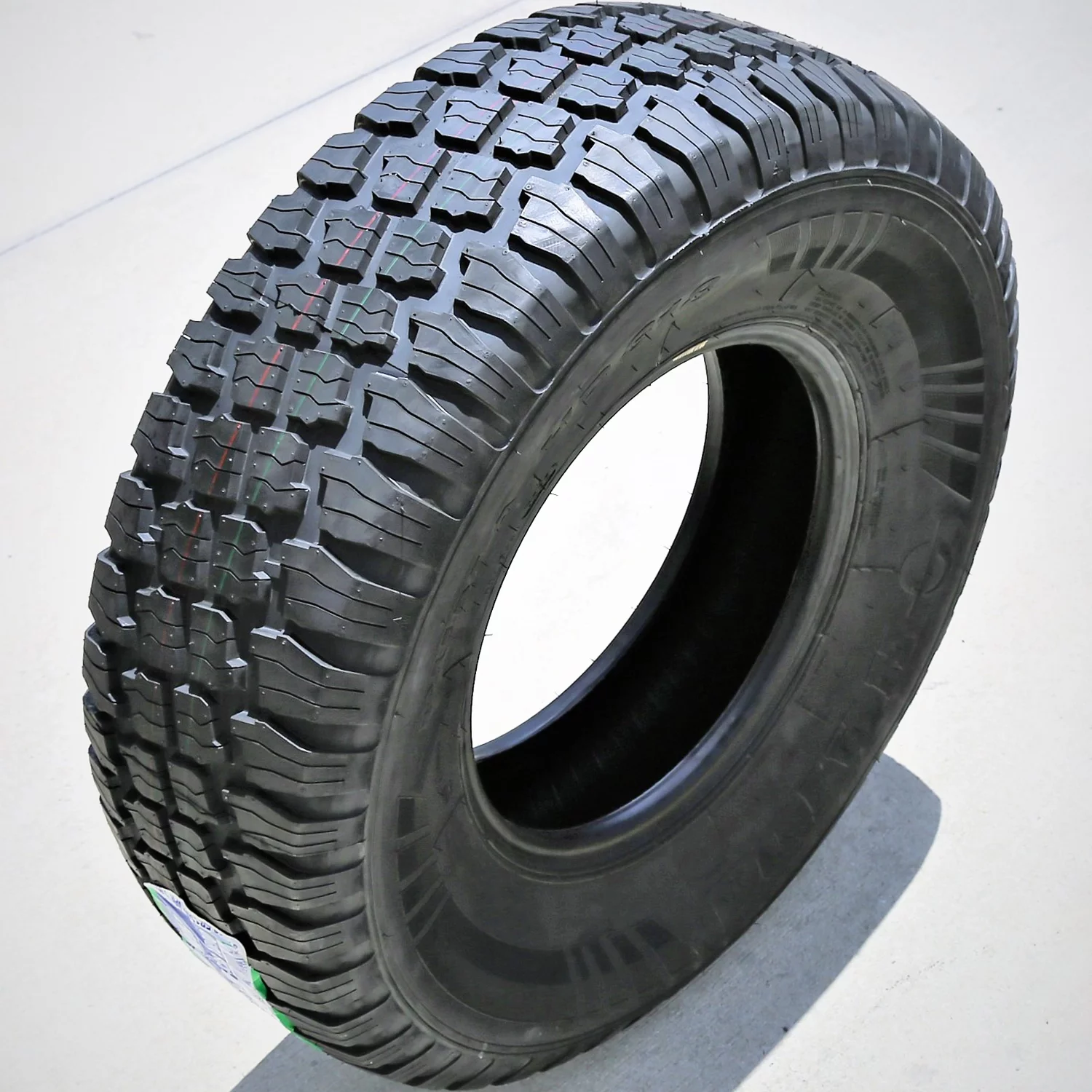 Juego de 2 neumáticos todoterreno Haida Puma HD818 LT 235/75R15 104/101S 6 capas, índice de carga C, perfil M/T barro
