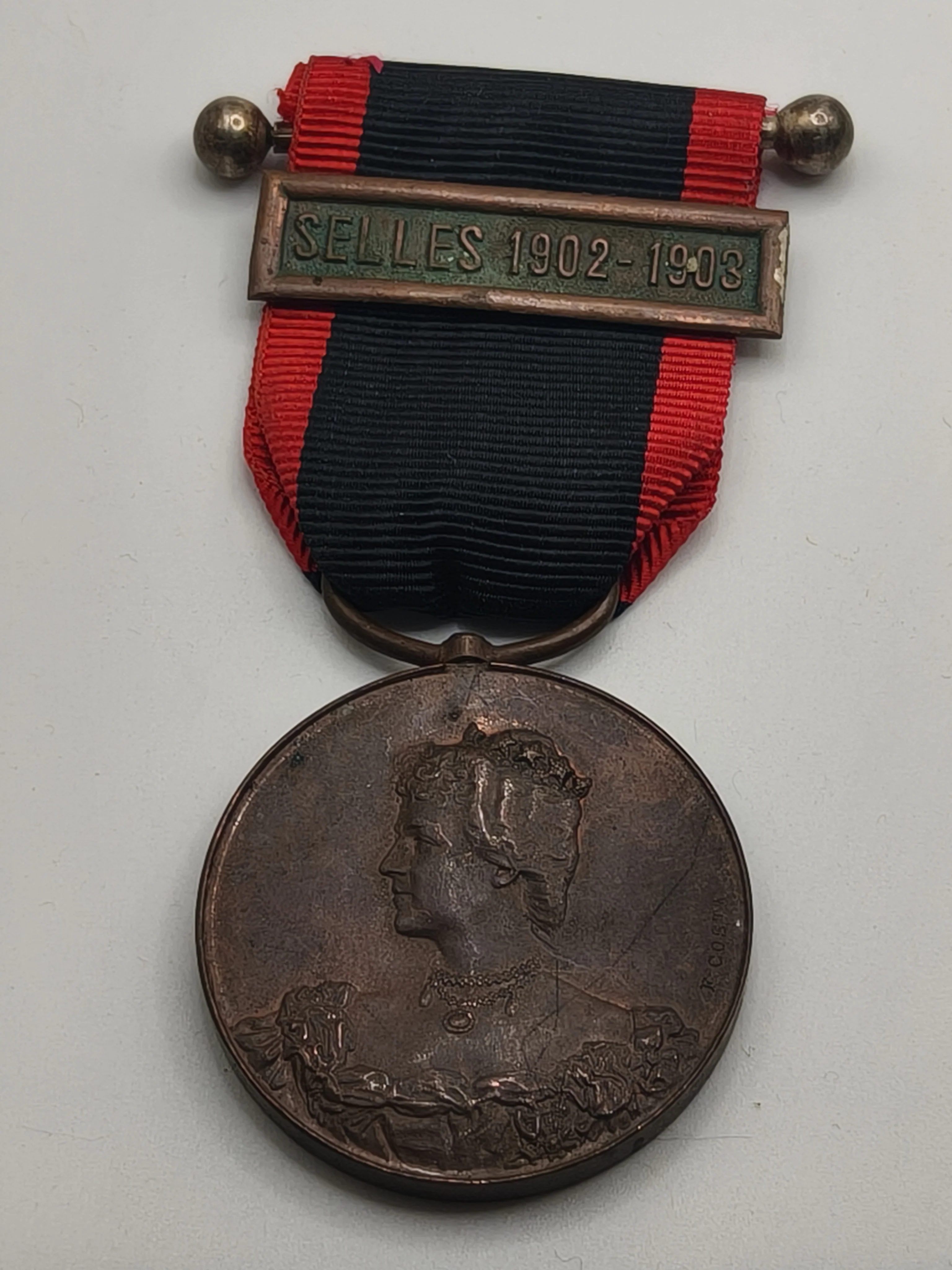 Colonial Portuguese medal. Amelia Queen. Selles 1902-1903.