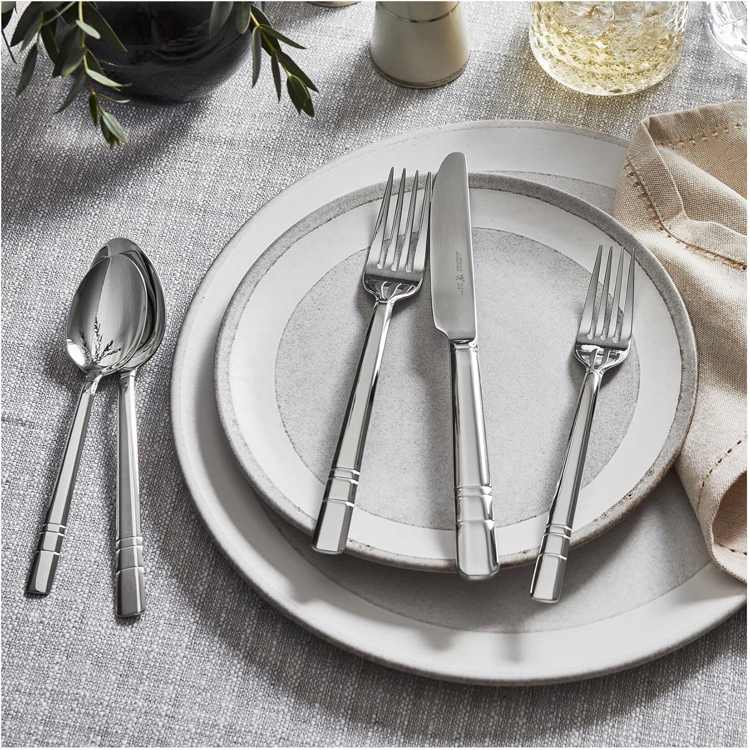 Henckels Madison Square 65-piece Flatware Set,18/10 Stainless Steel, Silver