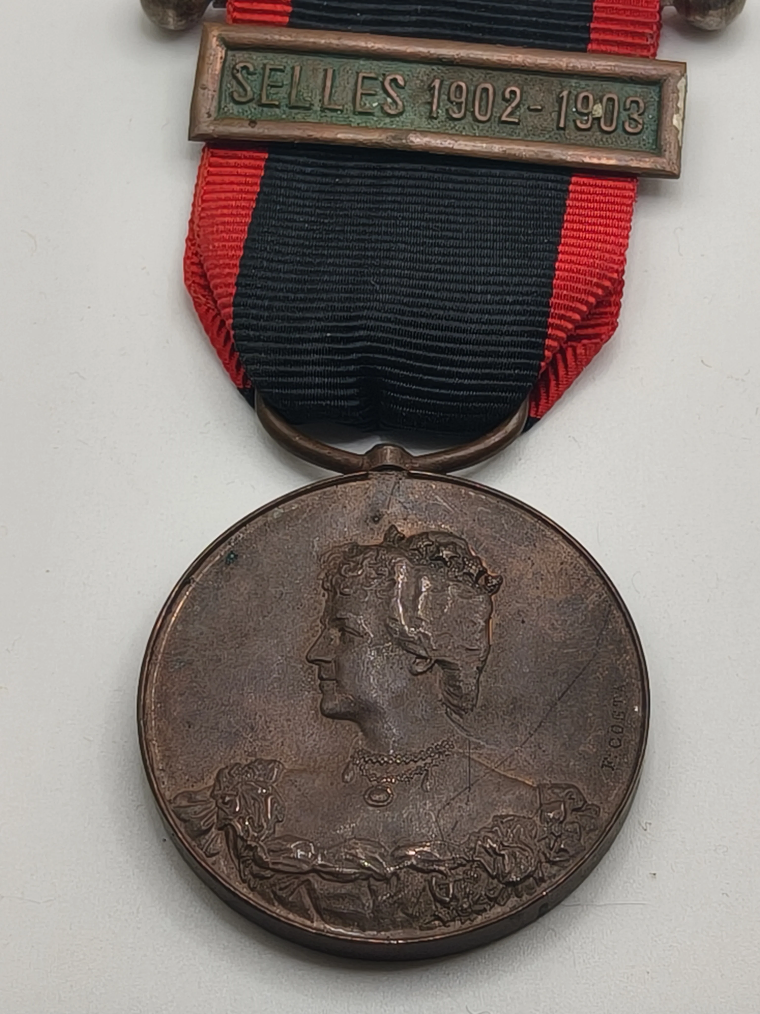 Colonial Portuguese medal. Amelia Queen. Selles 1902-1903.
