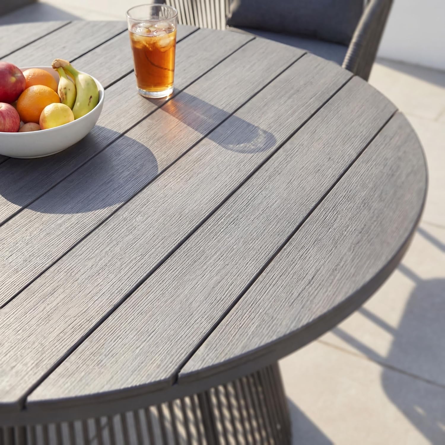 di volio Gartenmöbel Set MAZARO – Essgruppe Outdoor mit rundem Tisch & 4 Stühlen, Gartengarnitur wetterfest (Grau)