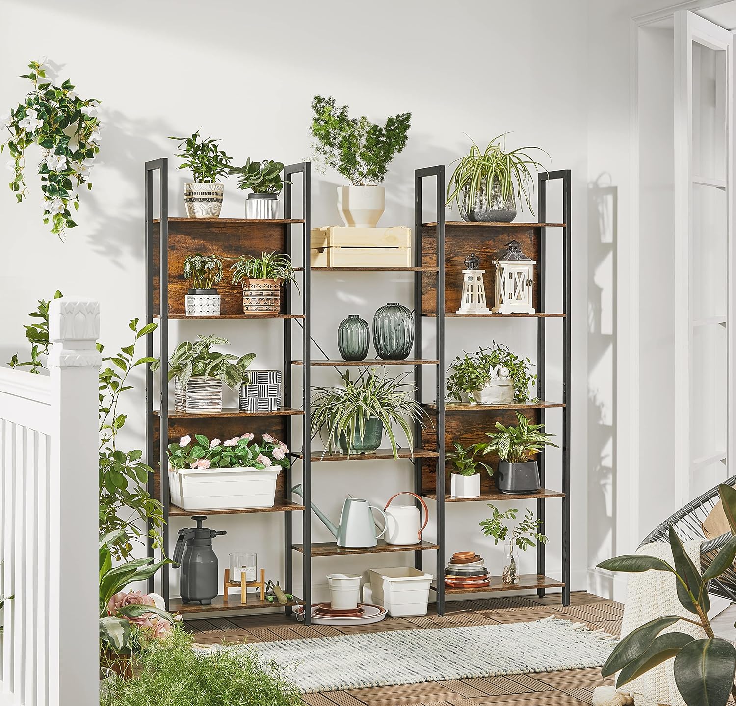 VASAGLE Bücherregal mit Metallrahmen, Standregal im Industrial-Stil