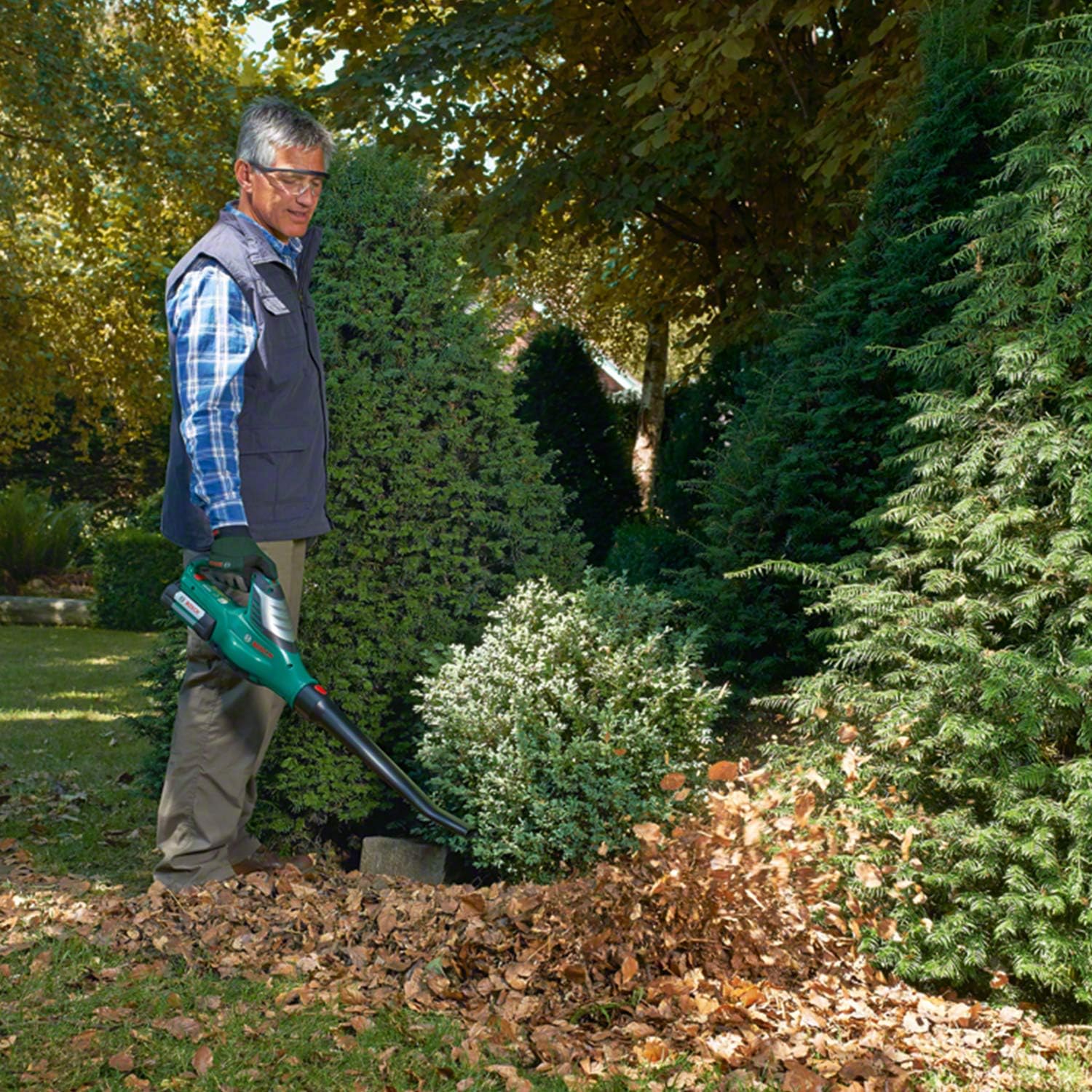 Bosch Accu-bladblazer AdvancedLeafBlower 36V-750 (1x 2,0 Ah accu, 36 volt systeem, voor het verwijderen van hardnekkige bladeren op grote oppervlakken, laag gewicht: 2,8 kg, in doos)