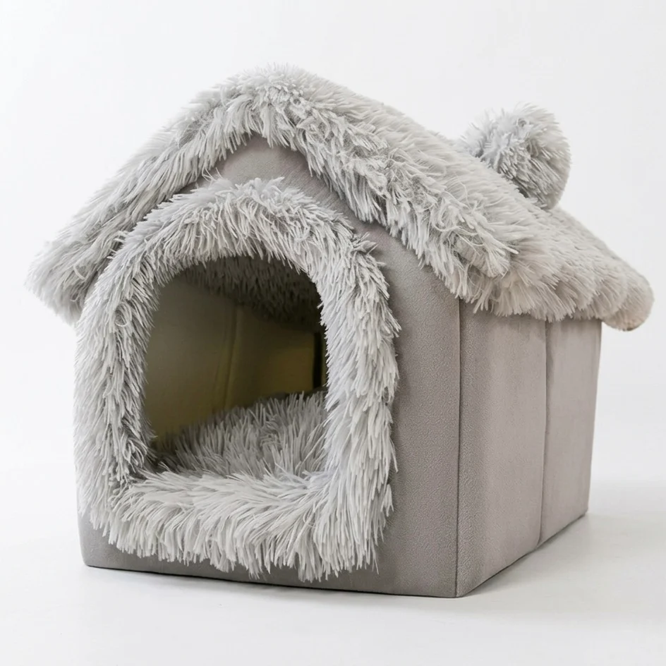 Pet Bed for Dogs & Cats �C Soft Fleece Cover & Non-Slip Base