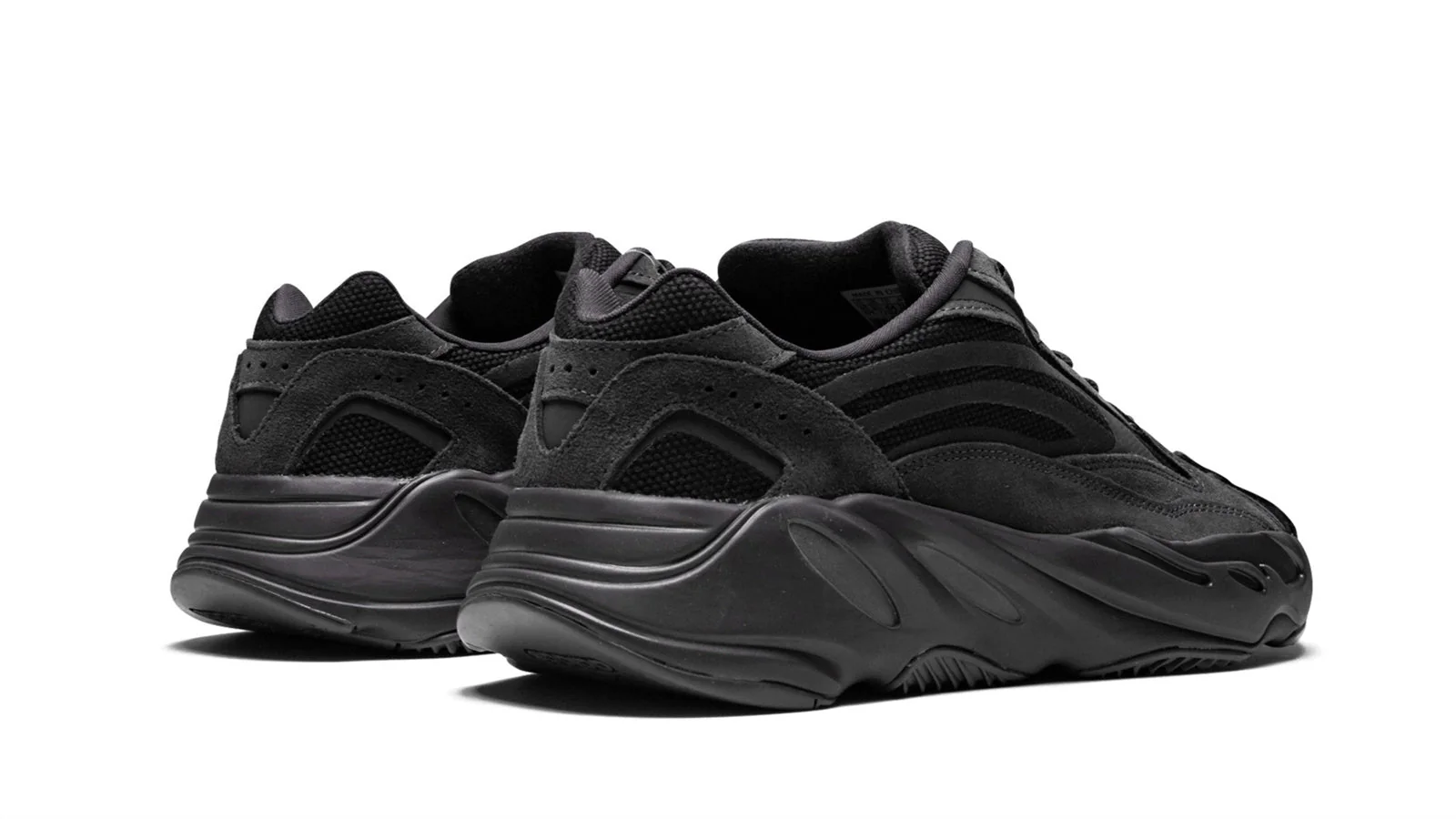 YEEZY BOOST 700 V2 