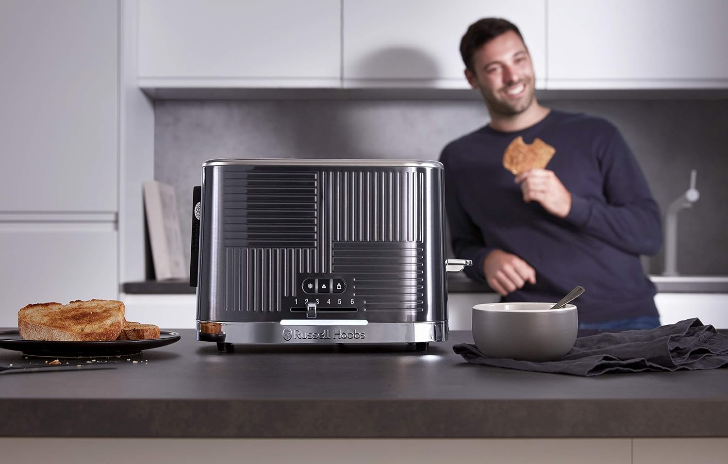 Russell Hobbs GeoSteel Frühstückset Toaster, Wasserkocher und Kaffeemaschine