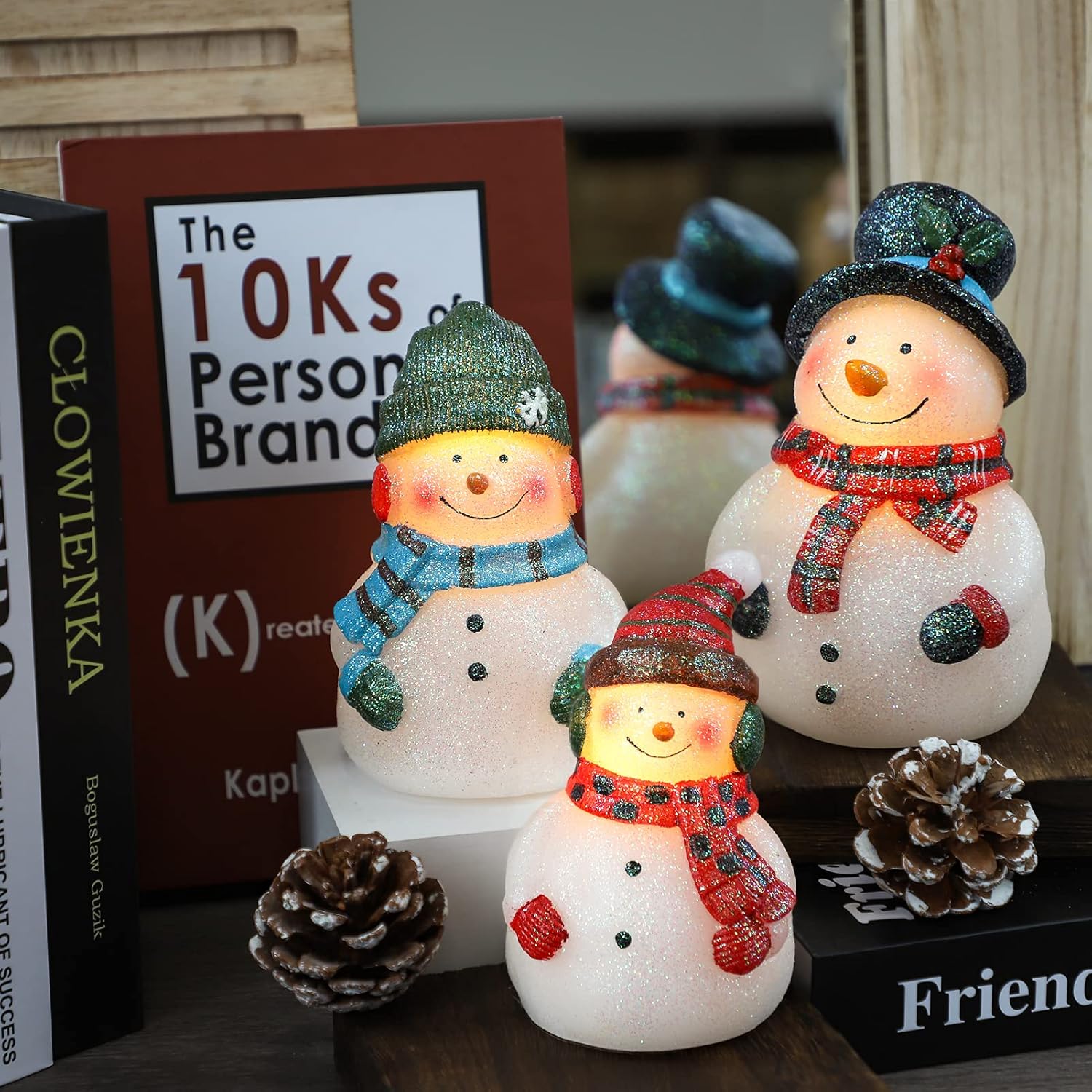 Weihnachten LED flammenlose Kerzen, Schneemann Neuheit Beleuchtung Batteriebetriebene Fernbedienung, Echtwachs LED Flackernde Kerzen Dekorativ für Urlaub, Schlafzimmer, Party (Schneemann-1)