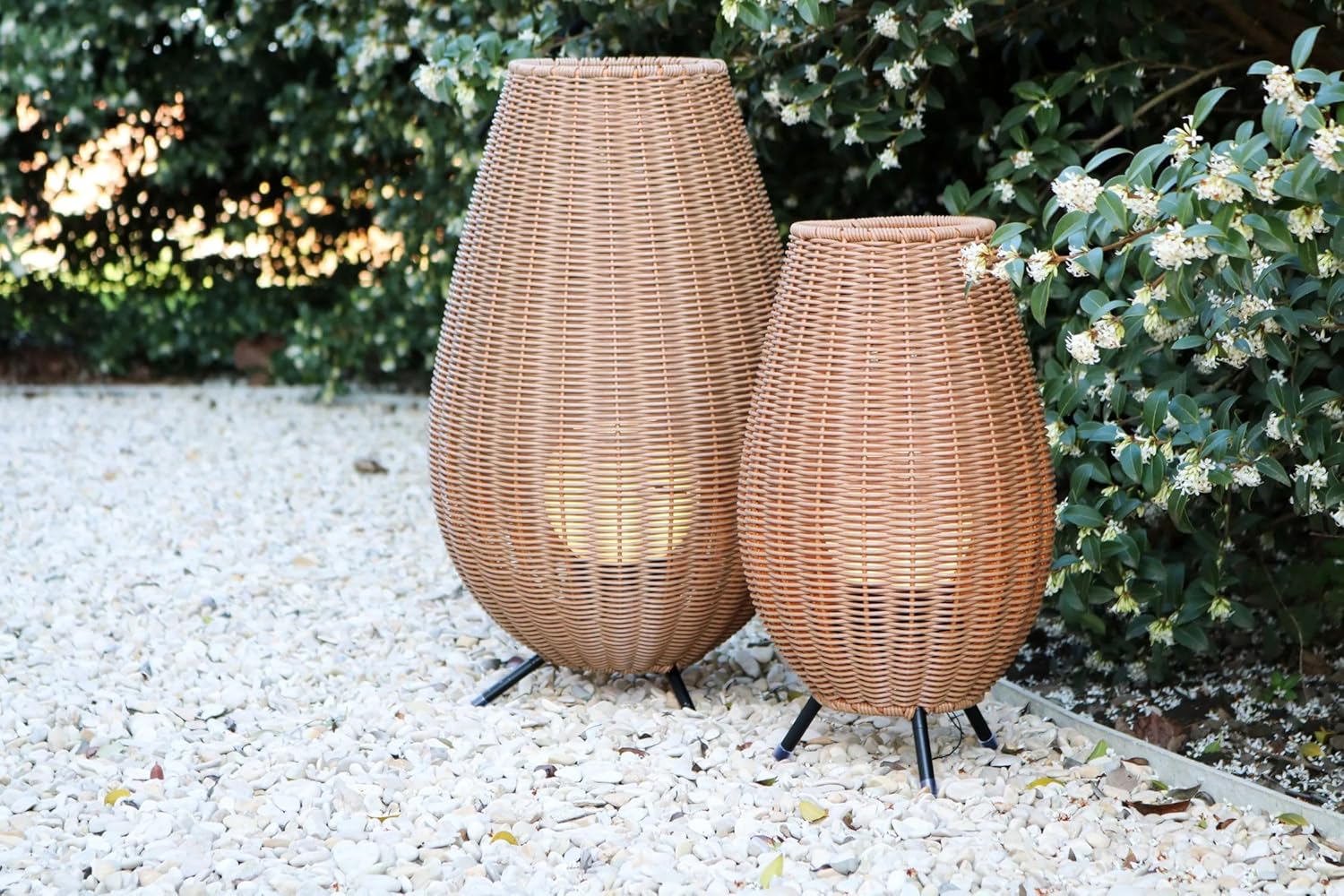 Licht-Erlebnisse LED Akku Tischleuchte außen Natur IP44 Terrasse Balkon 50 cm 3 W 180 lm 3000 K Geflecht dekorativ stilvolle Tischlampe dimmbar TEYA