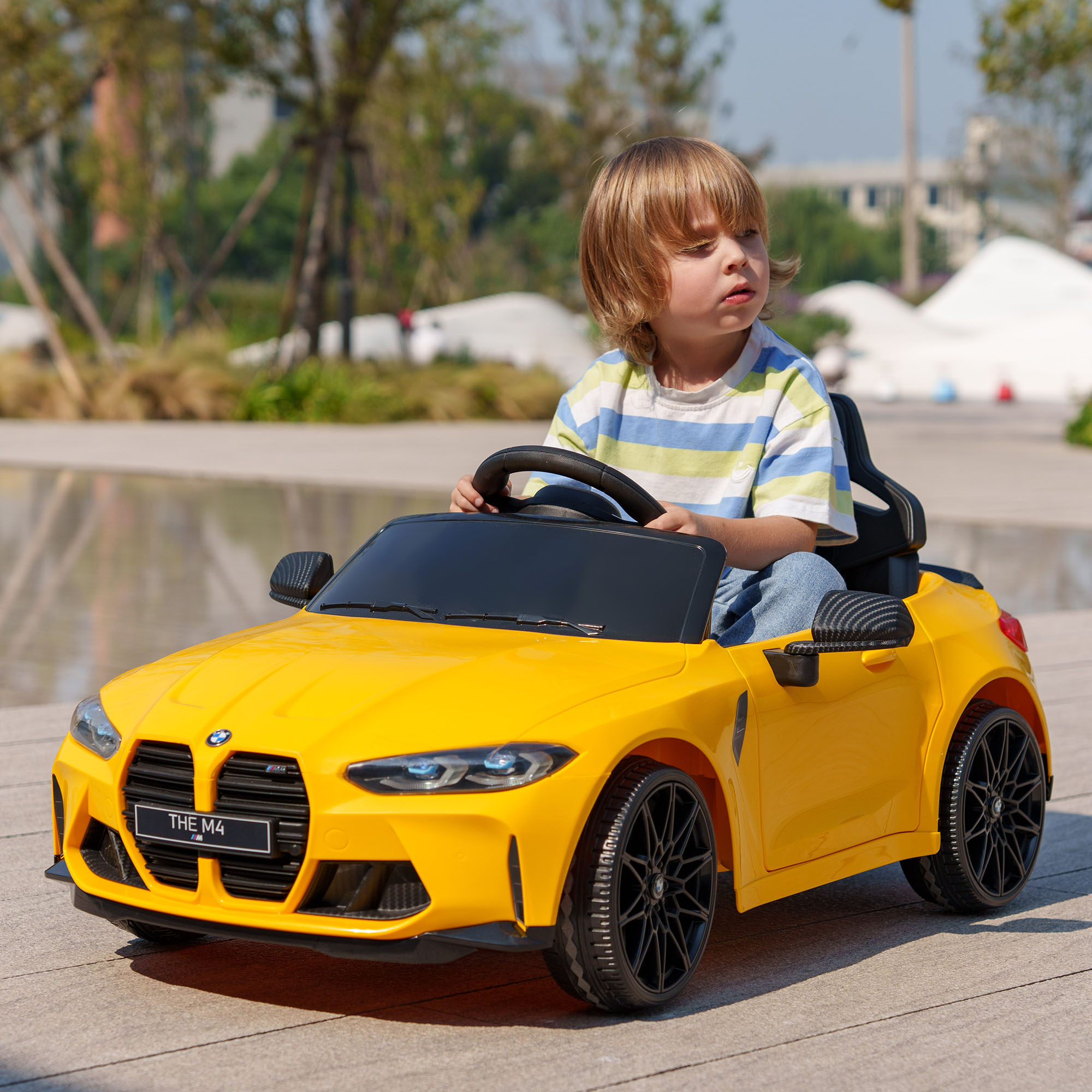 AIYAPLAY Elektro Kinderauto BMW M4, Sound & Licht, 3-5 km/h, inkl. Fernsteuerung, für 3-5 Jahre, Gelb
