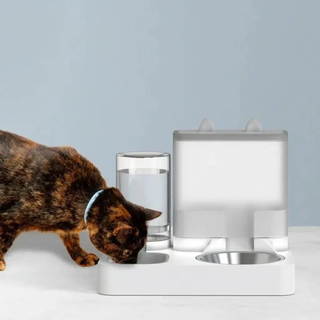 2-in-1 Gravity Pet Feeder & Water Dispenser �C No Electricity, Food-Grade PP Plastic