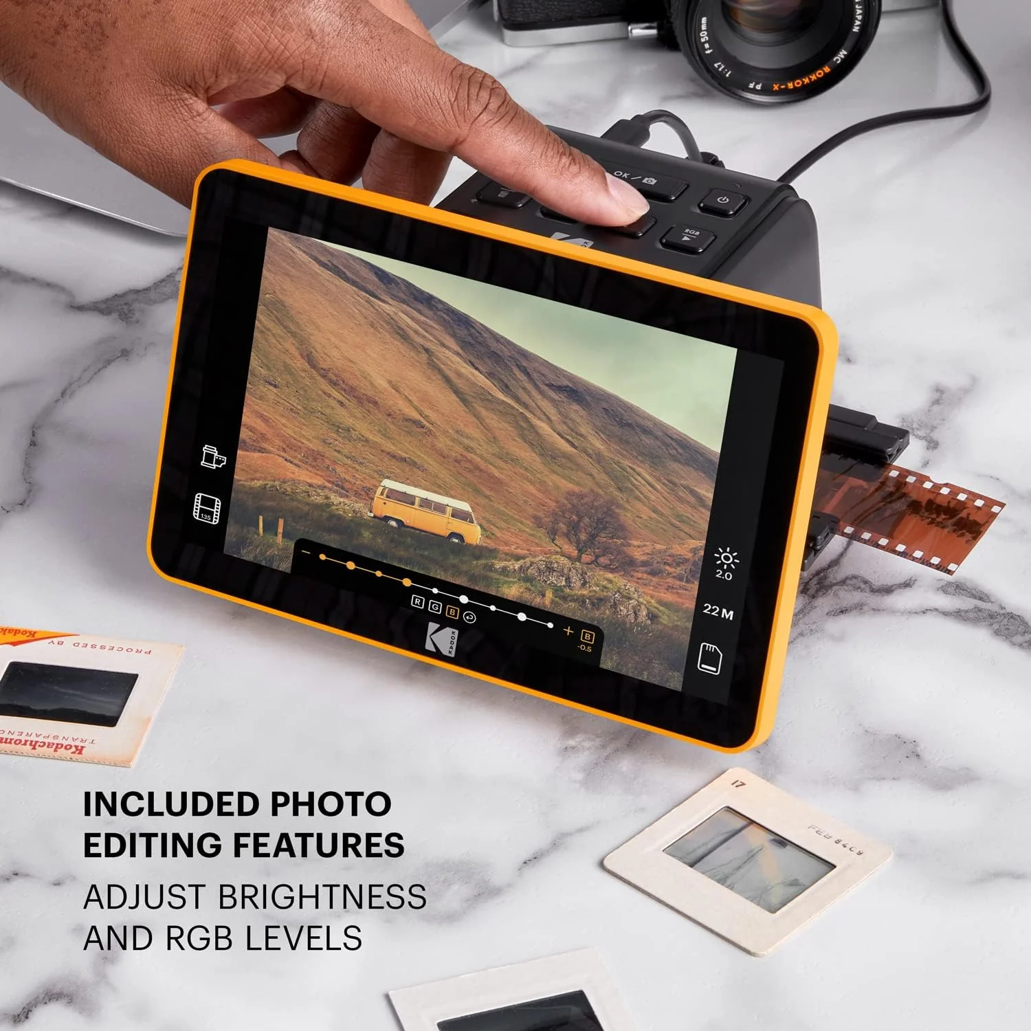 Kodak Slide N SCAN digitale filmscanner Max 7 - Groot 7 inch LCD-scherm converteert kleurnegatieven naar 22 MP HD, zwart-wit JPEG, zwart, RODFS70