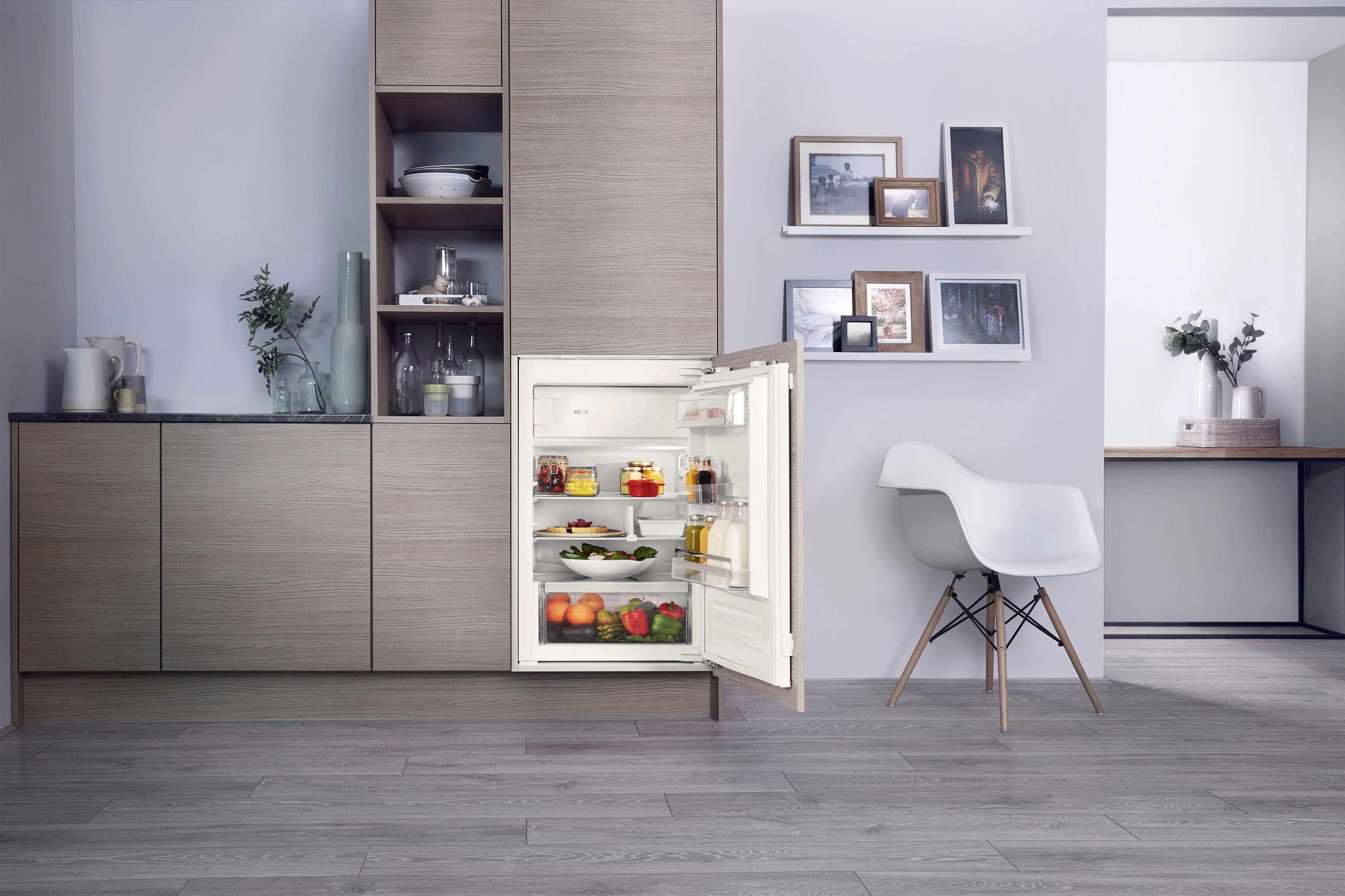 Einbaukühlschrank KSI 10GF2