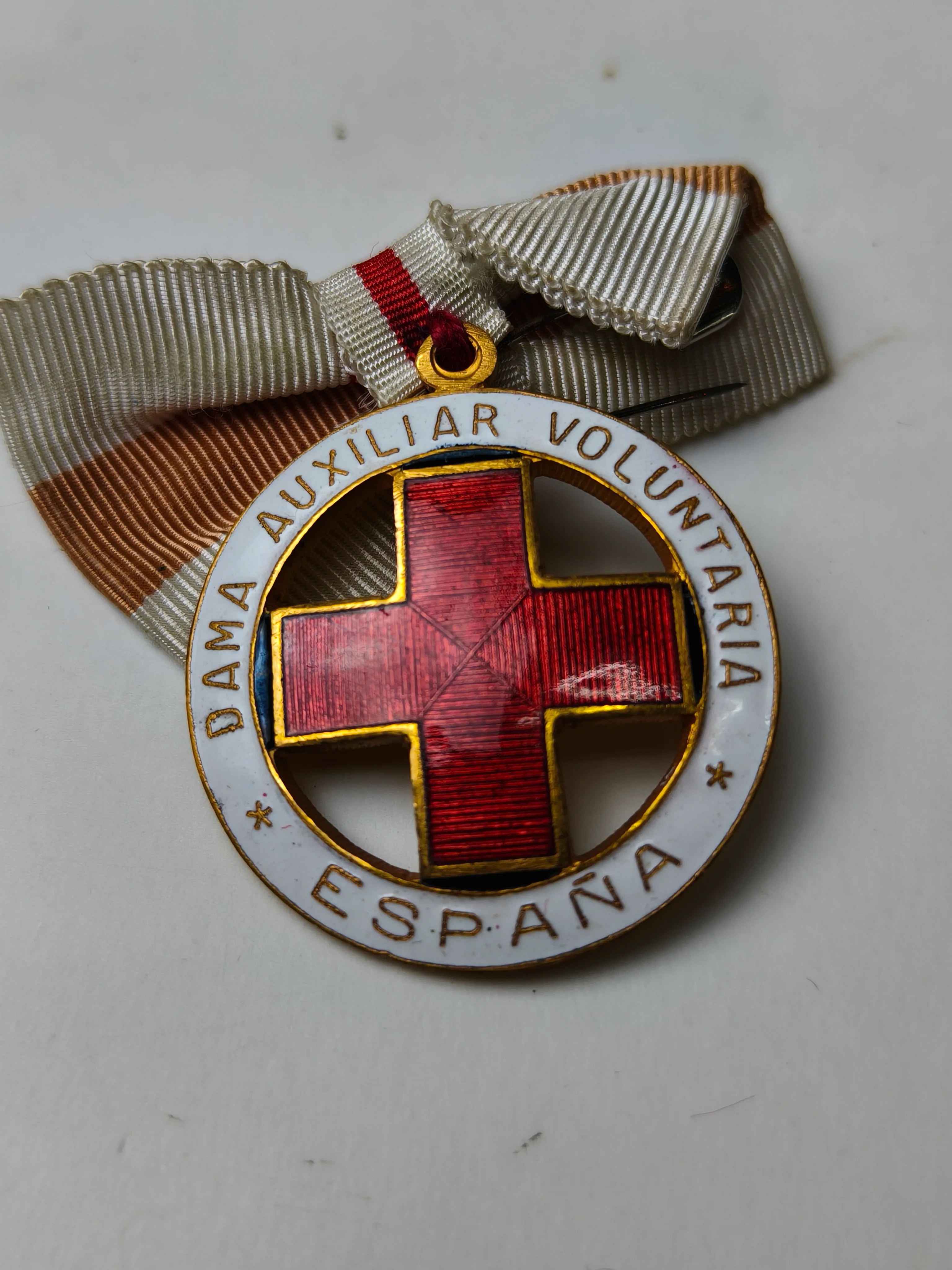 Red Cross Medal Order. Spain