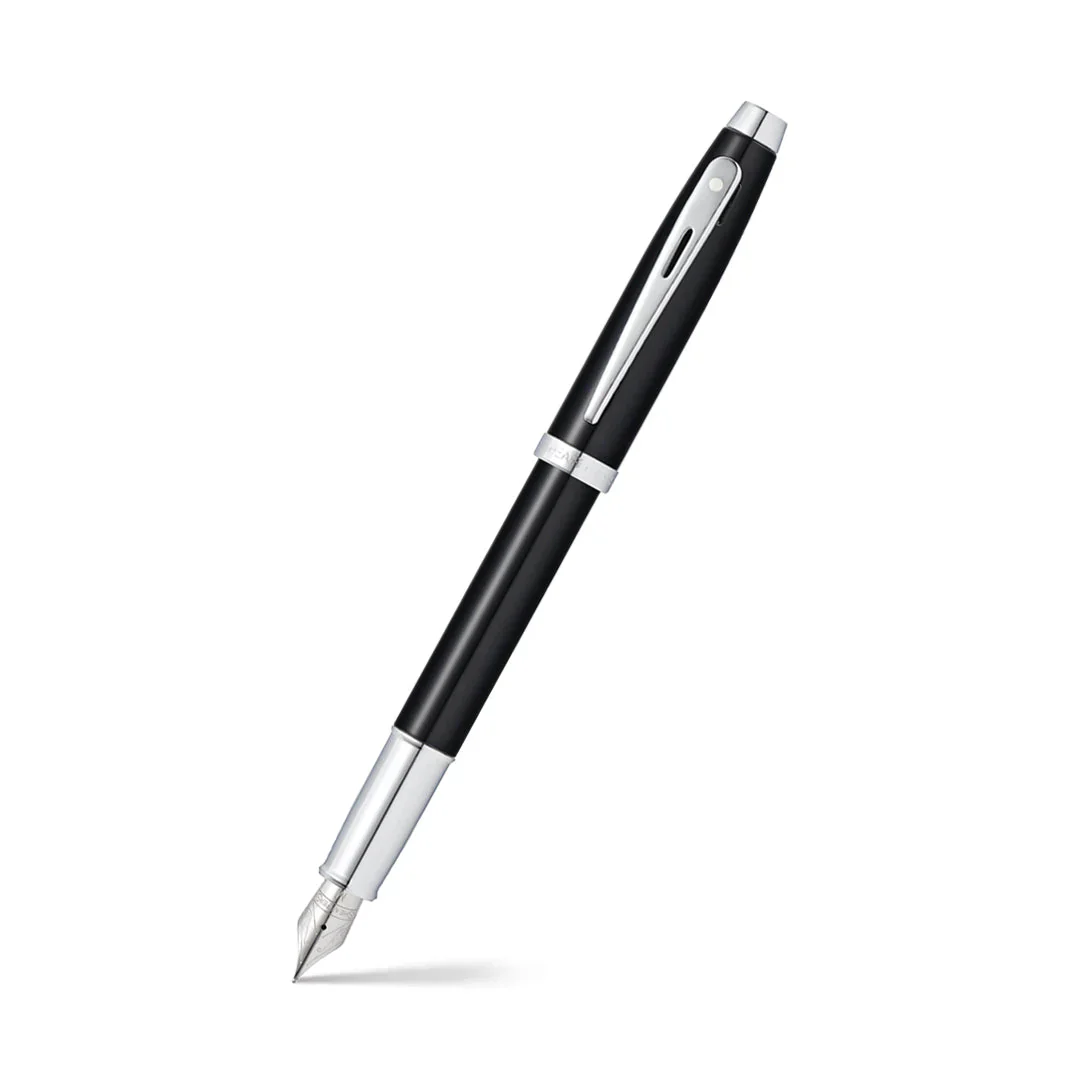 Sheaffer 100 Glossy Black Lacquer Fountain Pen