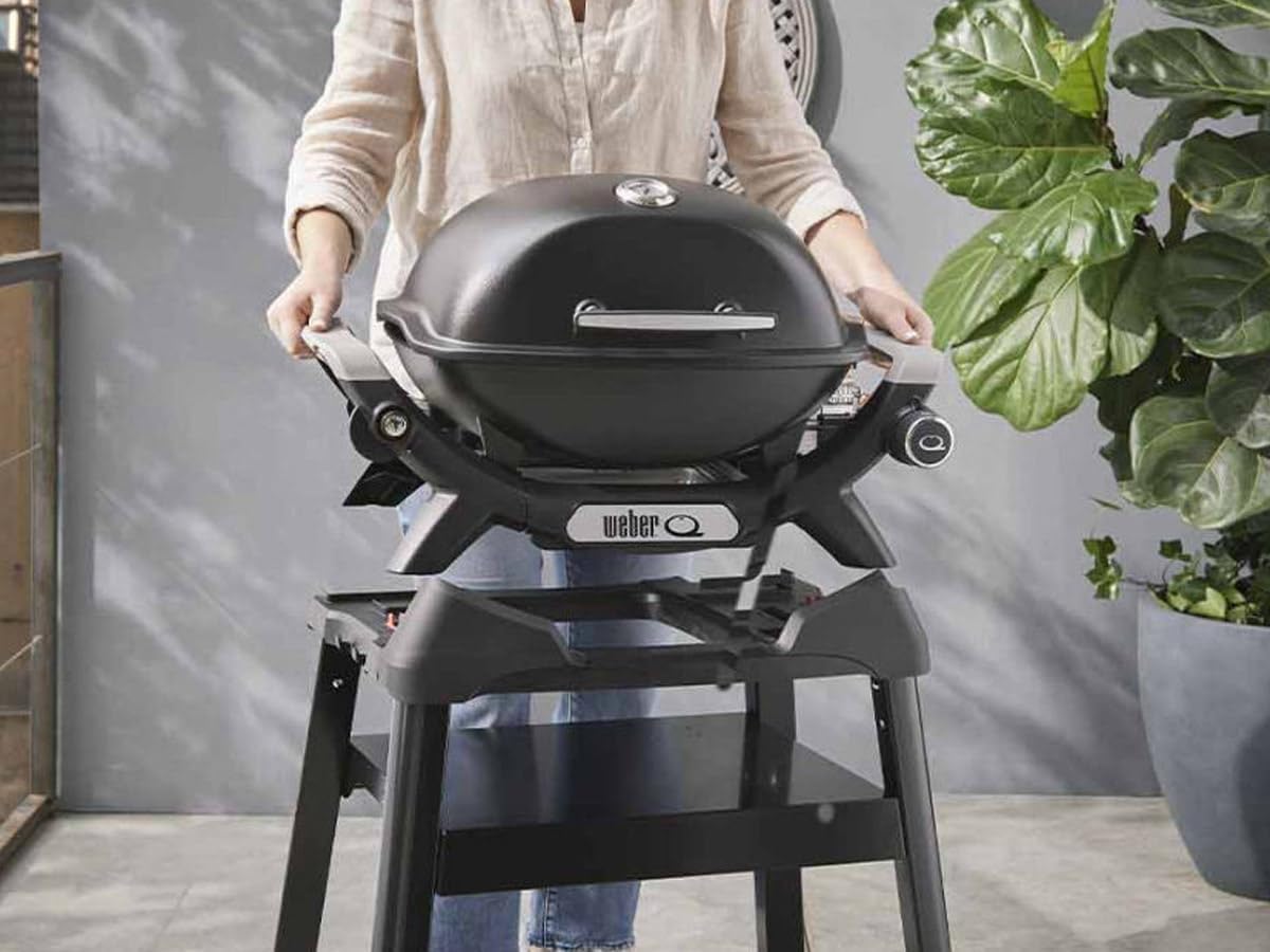 WEBER Gasgrill Q 1200N schwarz mit Standfuß