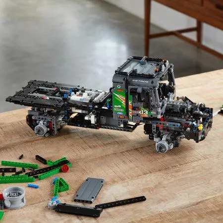 LEGO Mercedes-Benz Zetros Trial Truck 4X4 42129 Technic