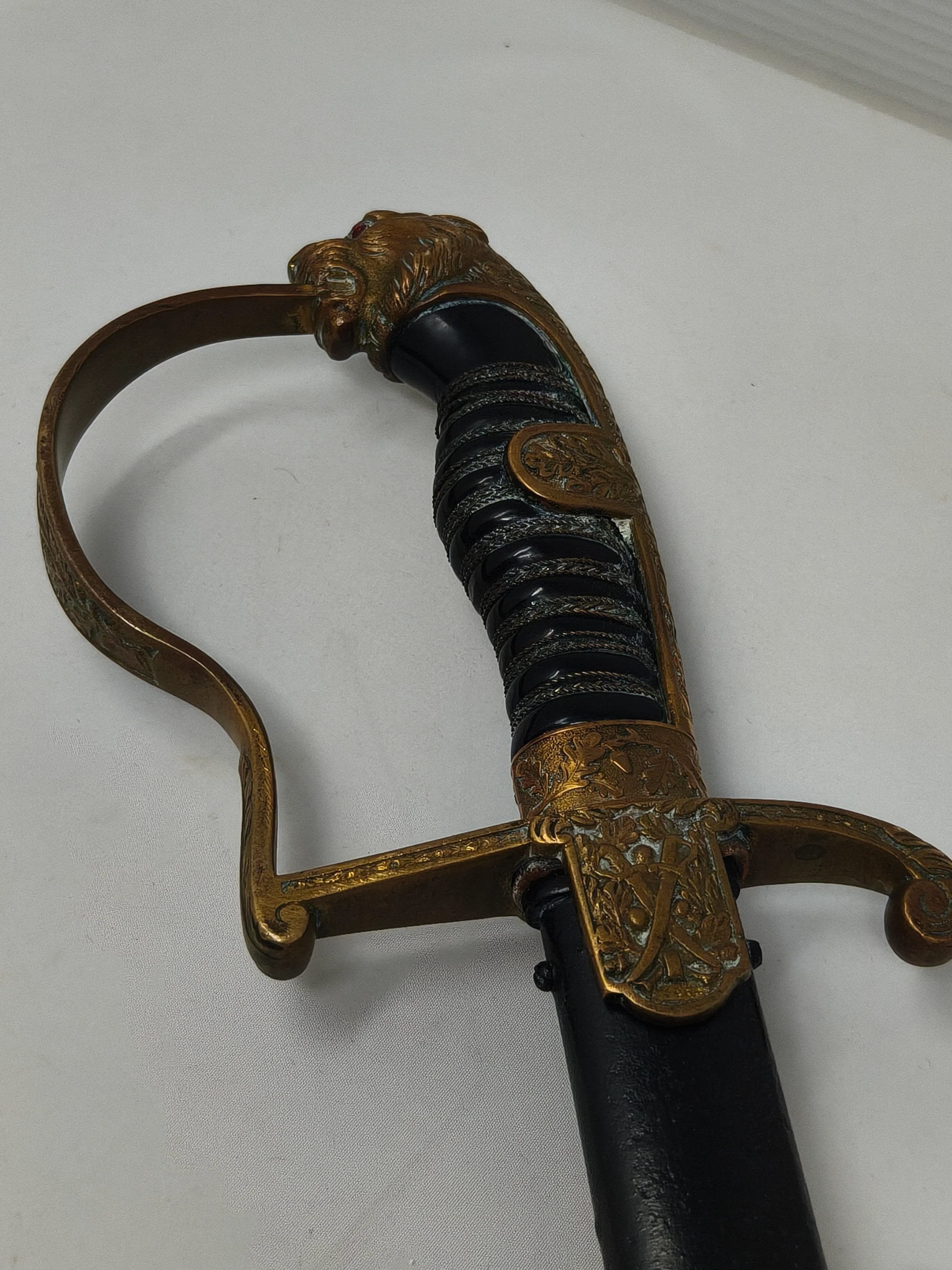 Antiguo Sable de Oficial de Caballer��a. Austria principio S.XX