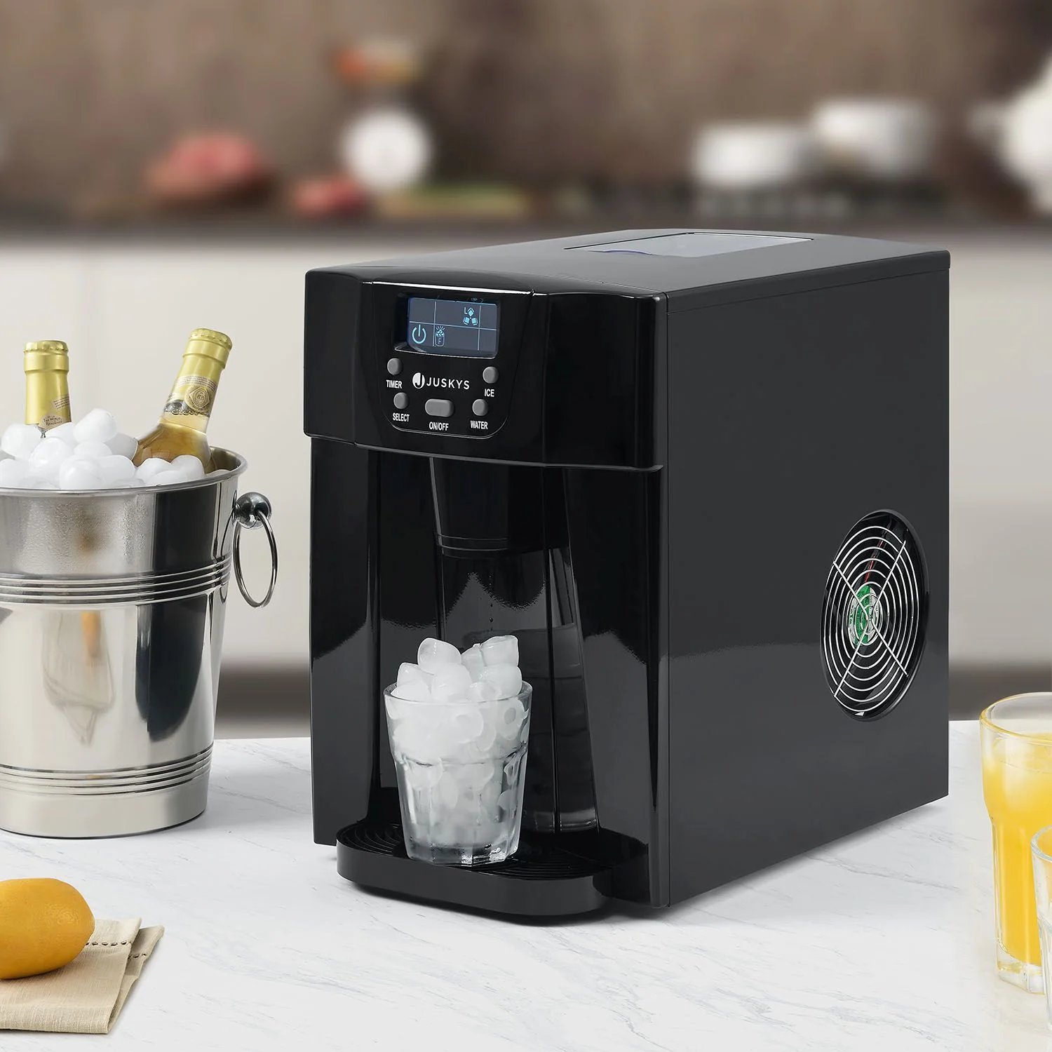 2025 IJsklontjesmachine PIM200L met dispenser