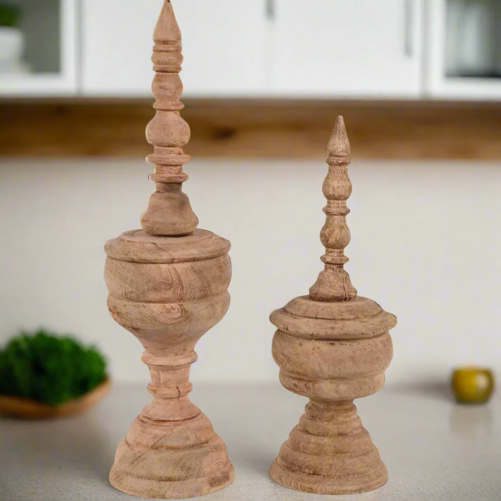 Hand-Carved Wooden Finial Sculpture �C Timeless Elegance & Artistic Craftsmanship