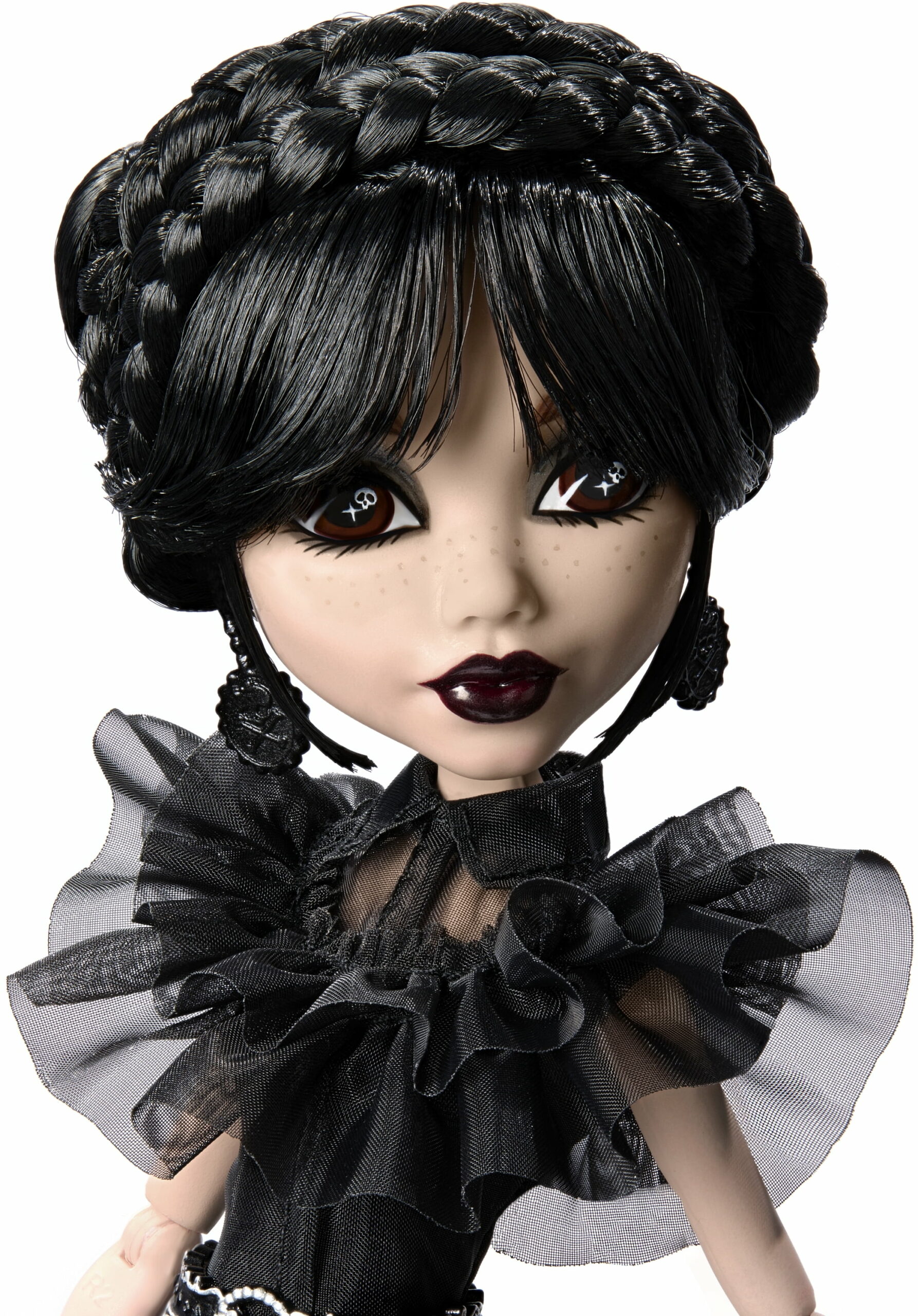 Monster High Wednesday Collectible Doll &ndash; Rave&rsquo;N Dance Scene Black Gown with Accessories