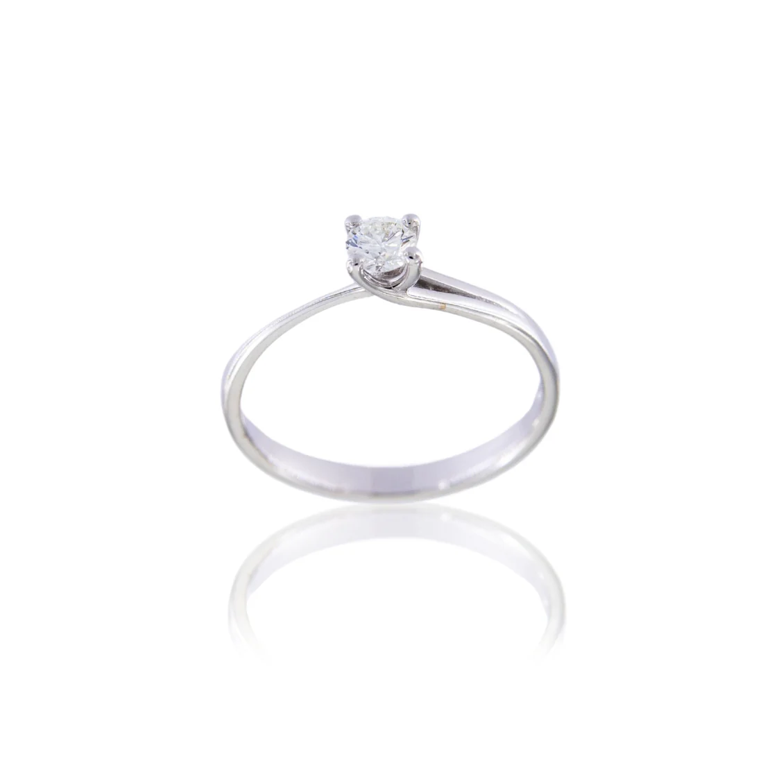 Solitario a griff intrecciata in oro bianco e brillante ct 0,24