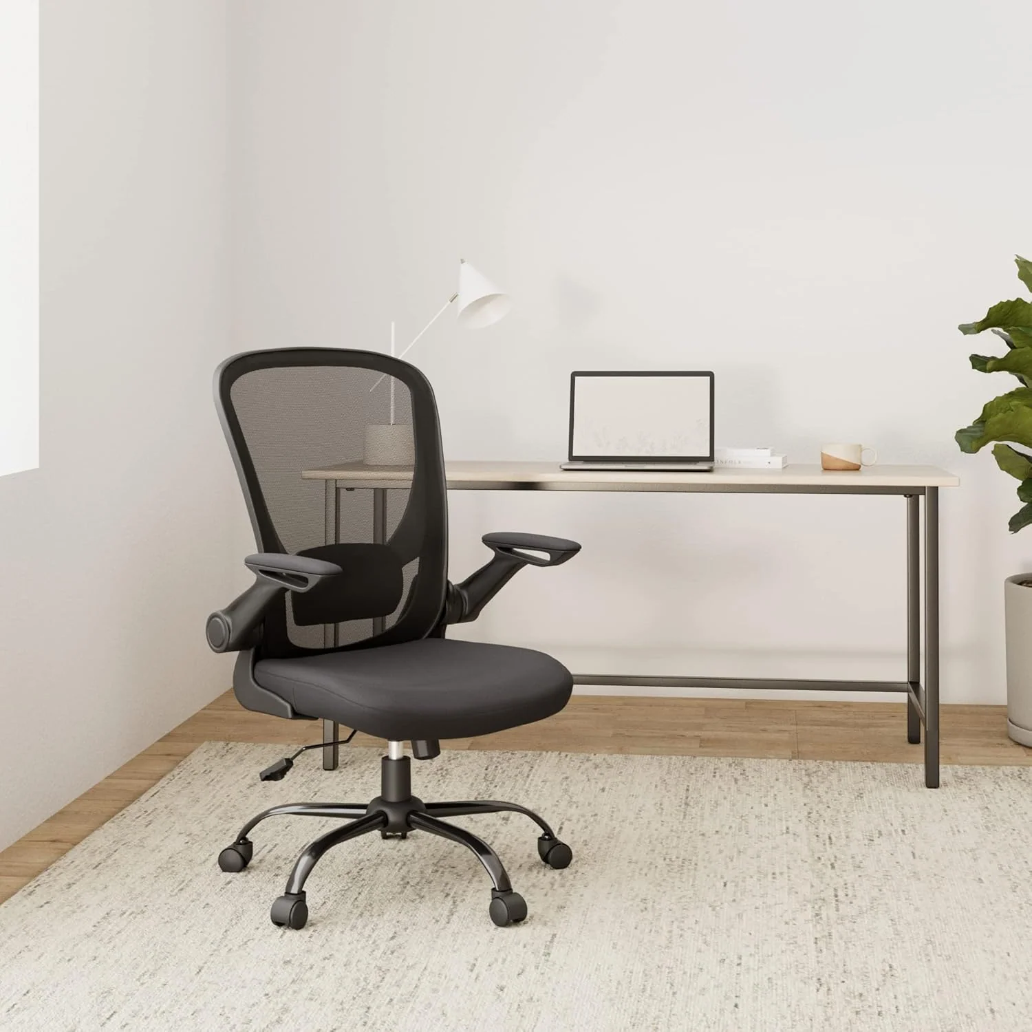SONGMICS Ergonomischer Bürostuhl mit klappbaren Armlehnen und höhenverstellbarem Sitz