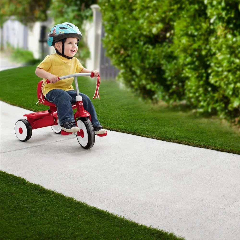 Radio Flyer Fold 2 Go Trike, Red &ndash; Portable Folding Tricycle with Streamers, Metal Frame, Ages 1.5 3