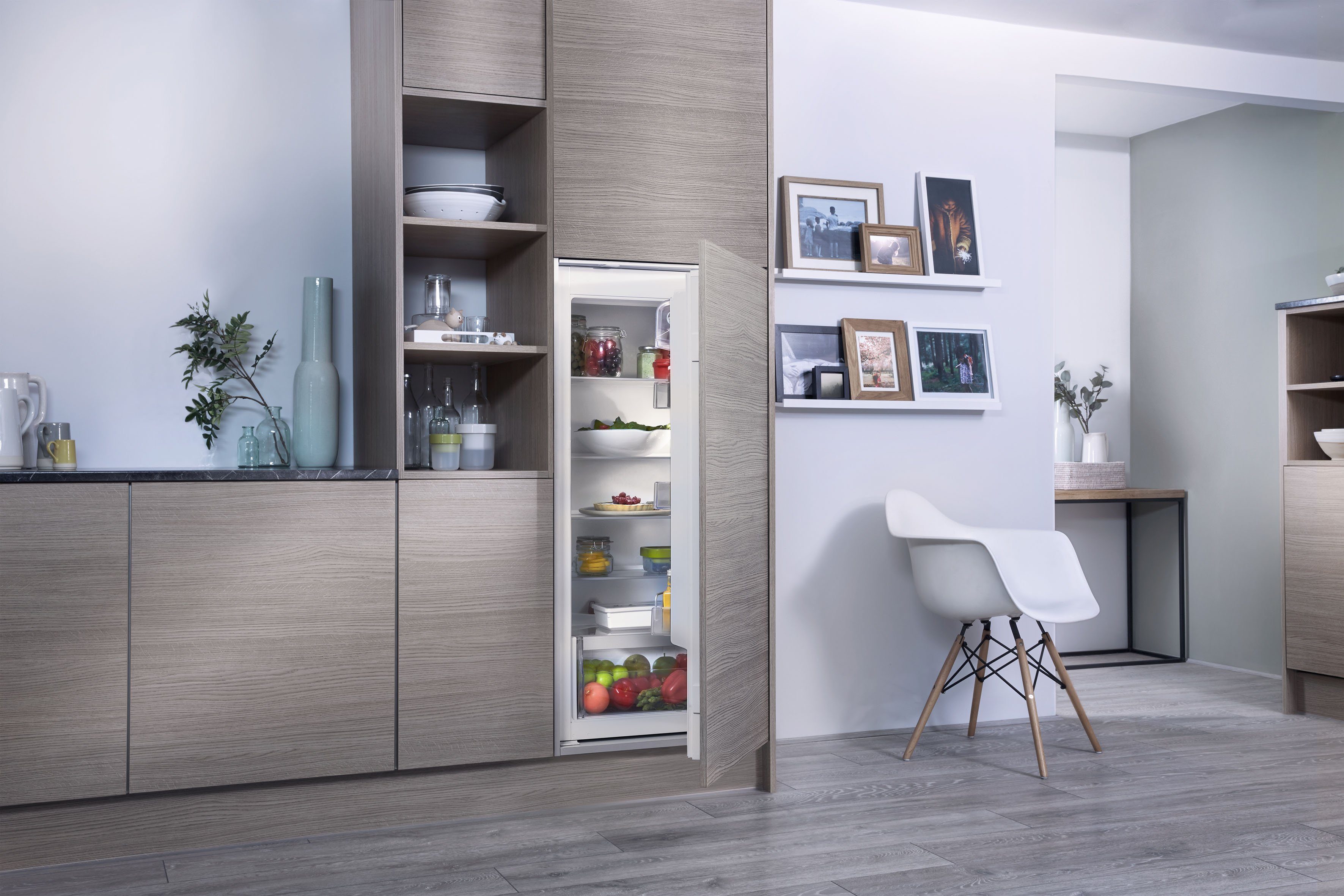 Einbaukühlschrank KSI 12VF2