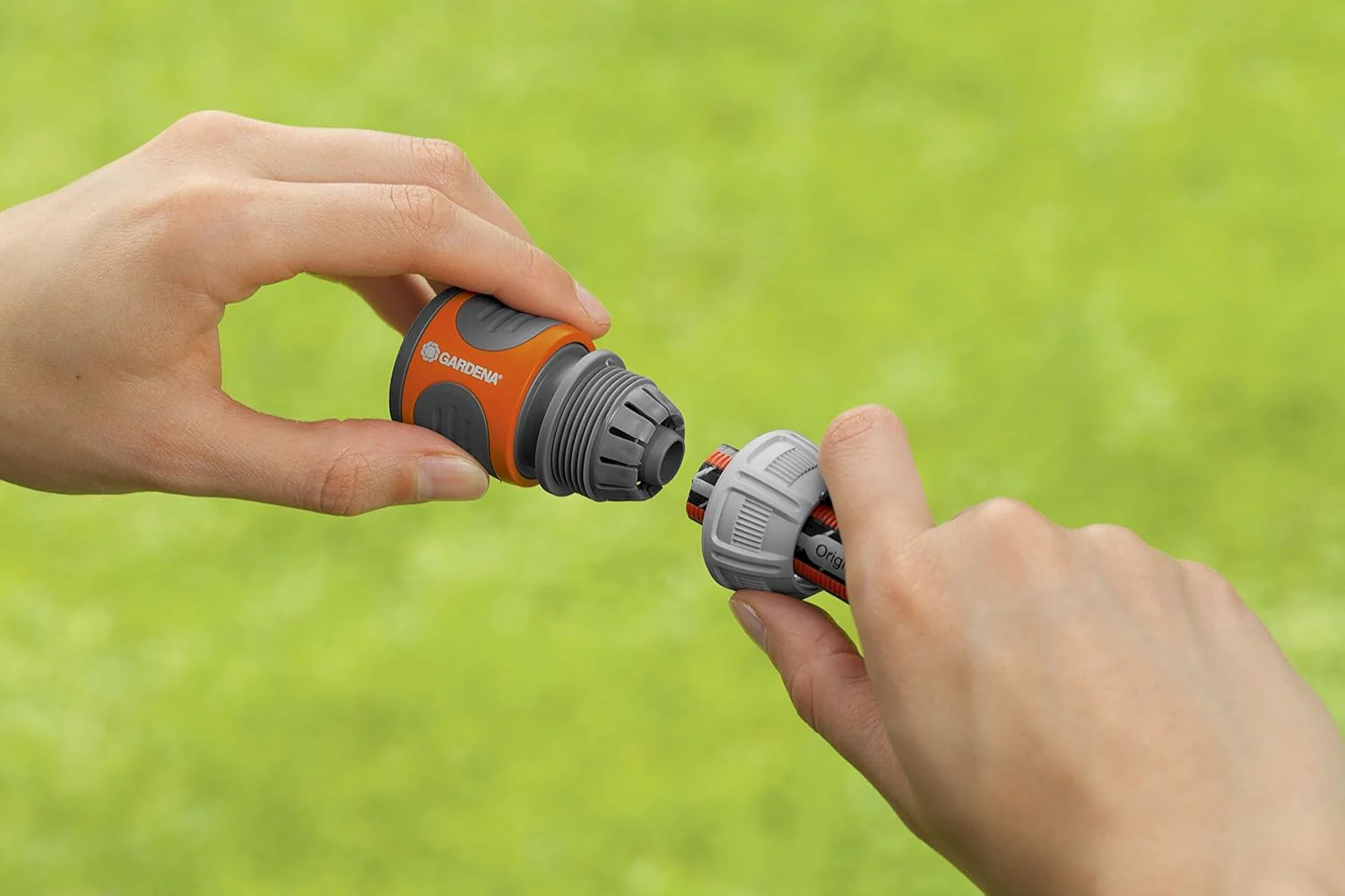 Gardena Comfort veelvlakssproeier AquaContour Automatic: vlakberegening voor de individuele besproeiing van bijna elke tuinomtrek, eenvoudig te programmeren, reikwijdte 2,5-10,5 m (8133-20)